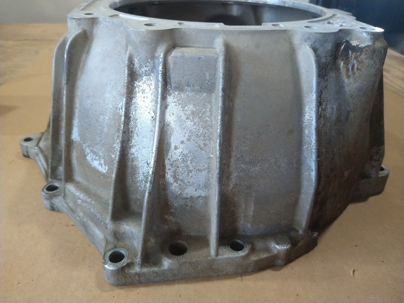 GM OEM Automatic Transmission Bell Housing 4L60E 4l65E 24206953 24206952 image 2