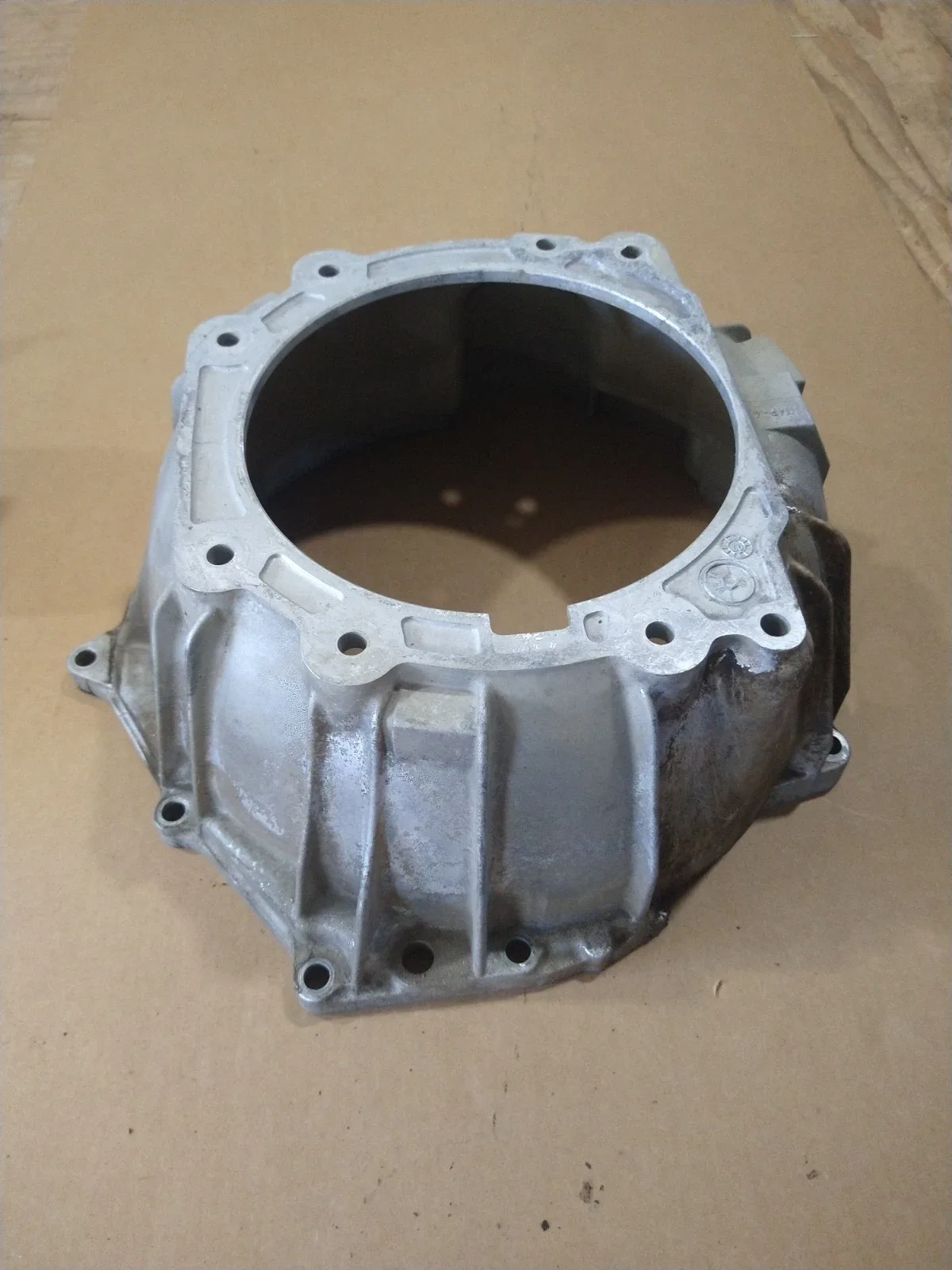 GM OEM Automatic Transmission Bell Housing 4L60E 4l65E 24206953 24206952