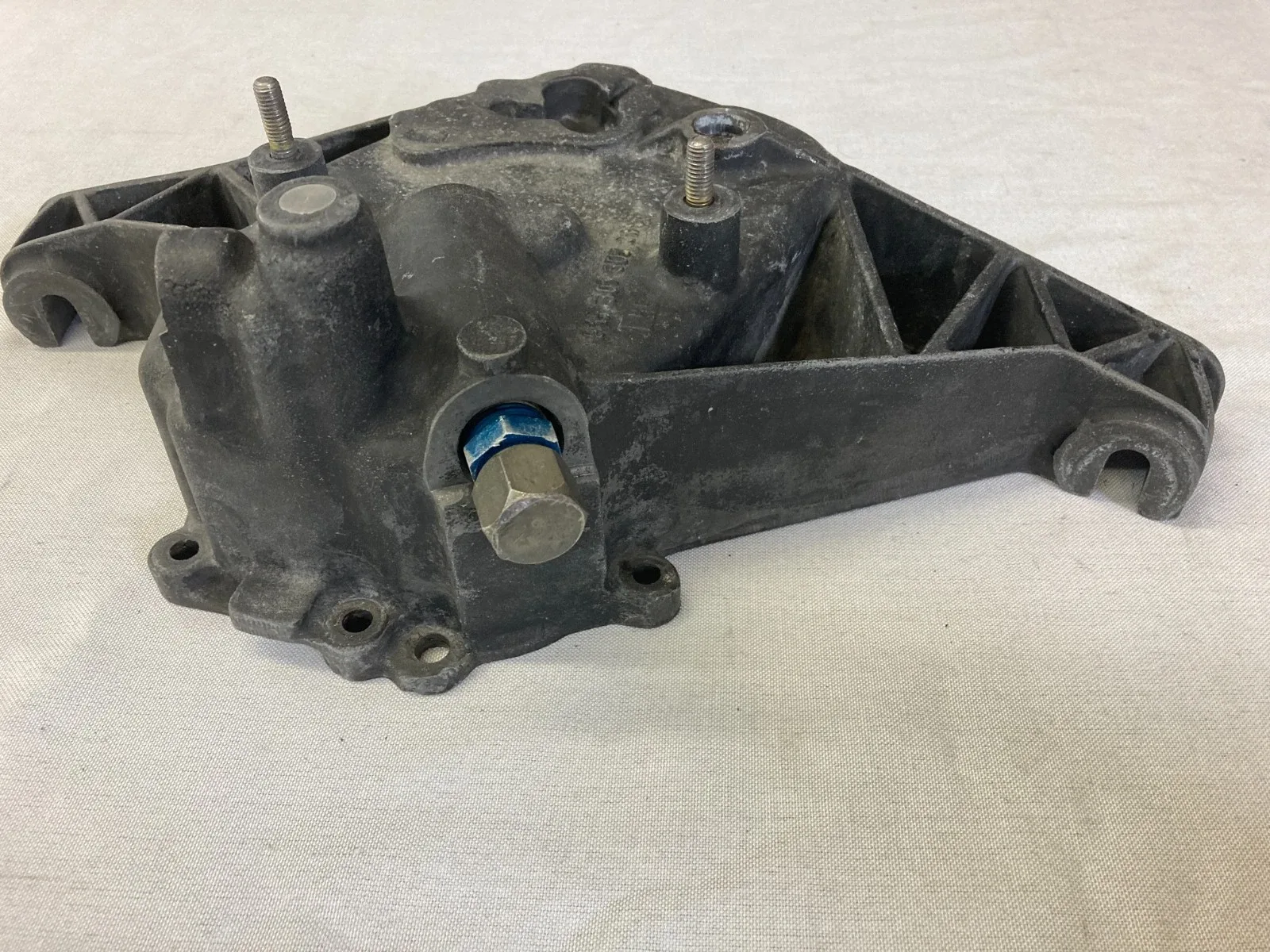 Ultra-Rare Porsche 916 914-6 GT Gearbox Tail Housing, Shift Rods Linkage Racing image 4