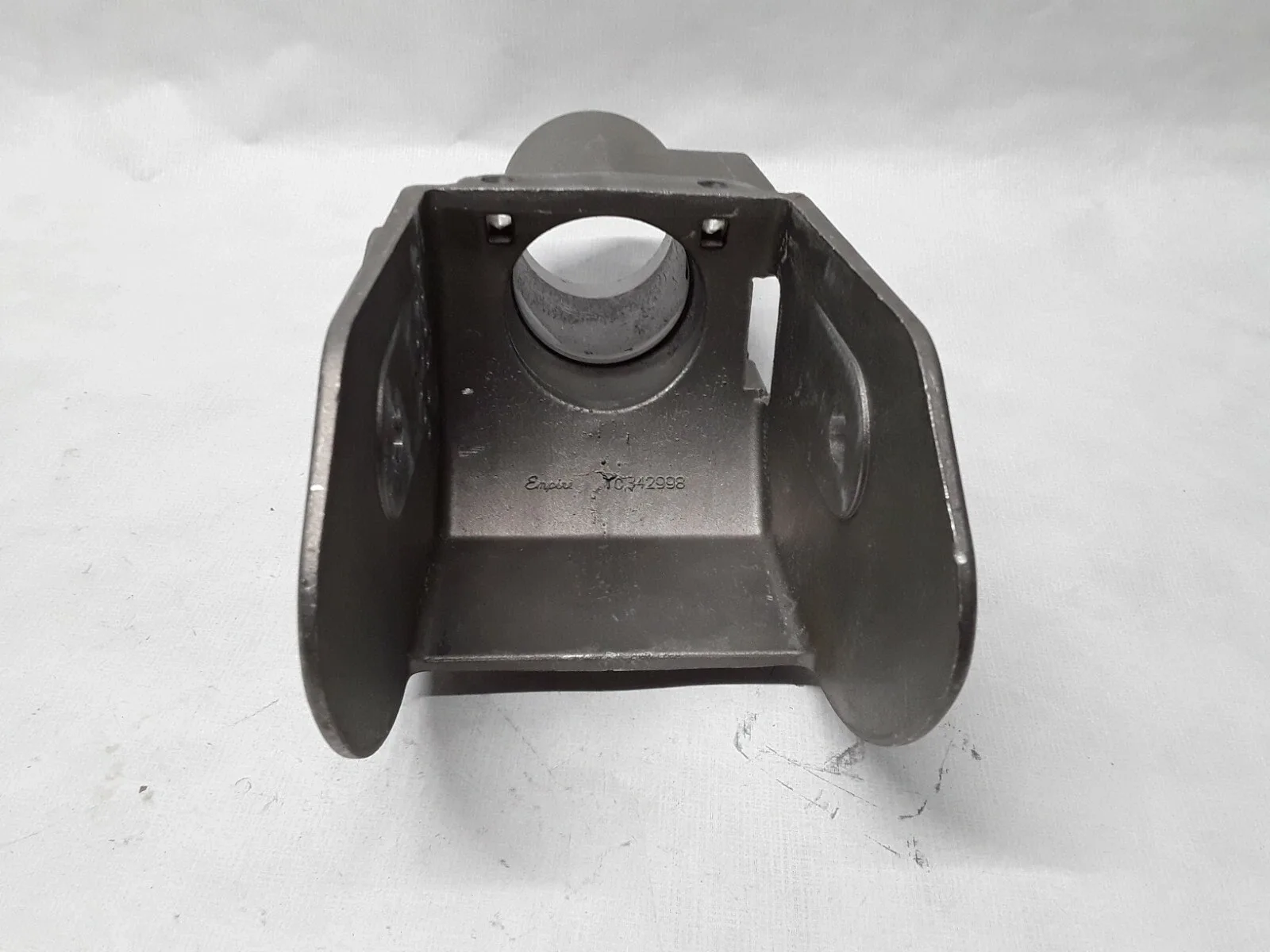 Empire TC 342998 HOUSING AND BUSHING STEERING COLUMN 4296984 BLUE BIRD image 2