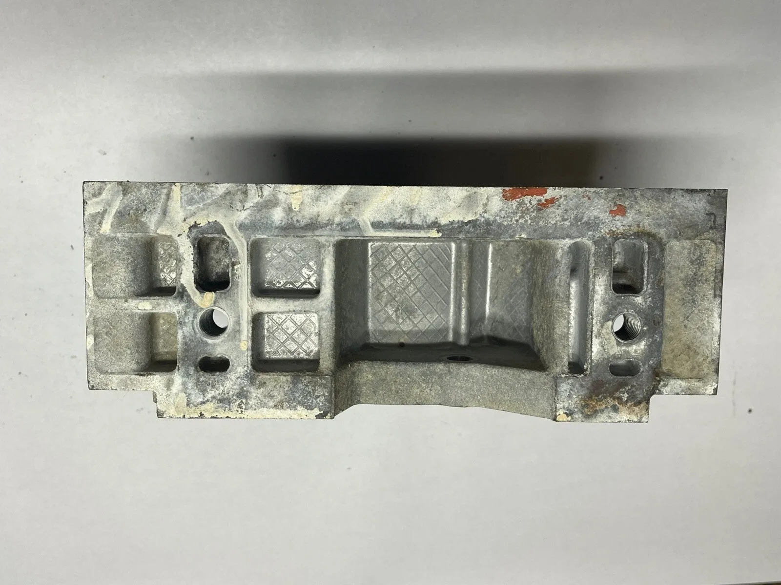 Jeep Cherokee XJ 1987-2001 OEM AW4 Automatic Transmission Tail Housing Mount image 3