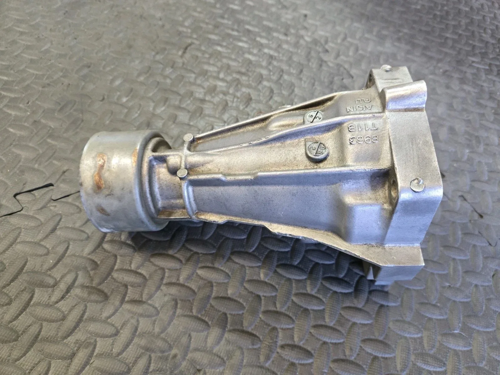 1996 Toyota 4 Runner V6 2wd Automatic REAR OUTPUT TRANSMISSION HOUSING OEM⭐️