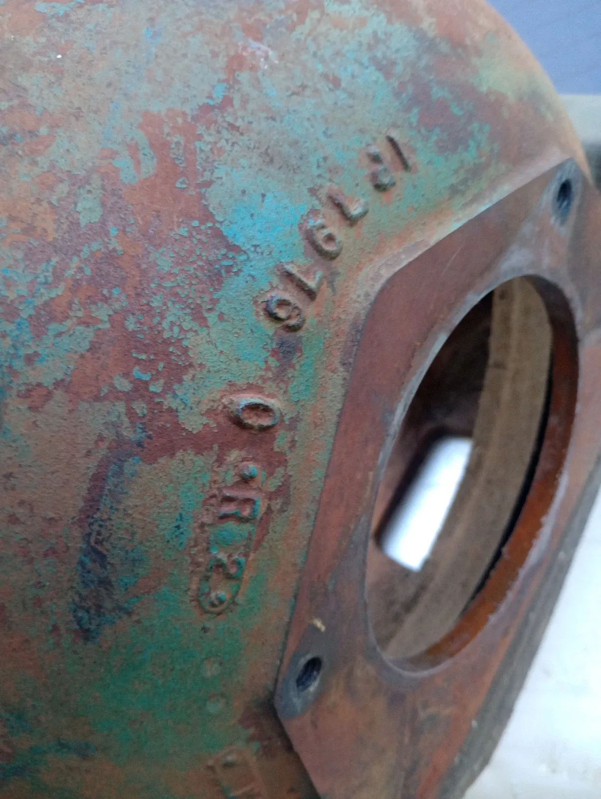 Bell Housing 1955-56 IP 7976 C 272 2V Y Block image 3