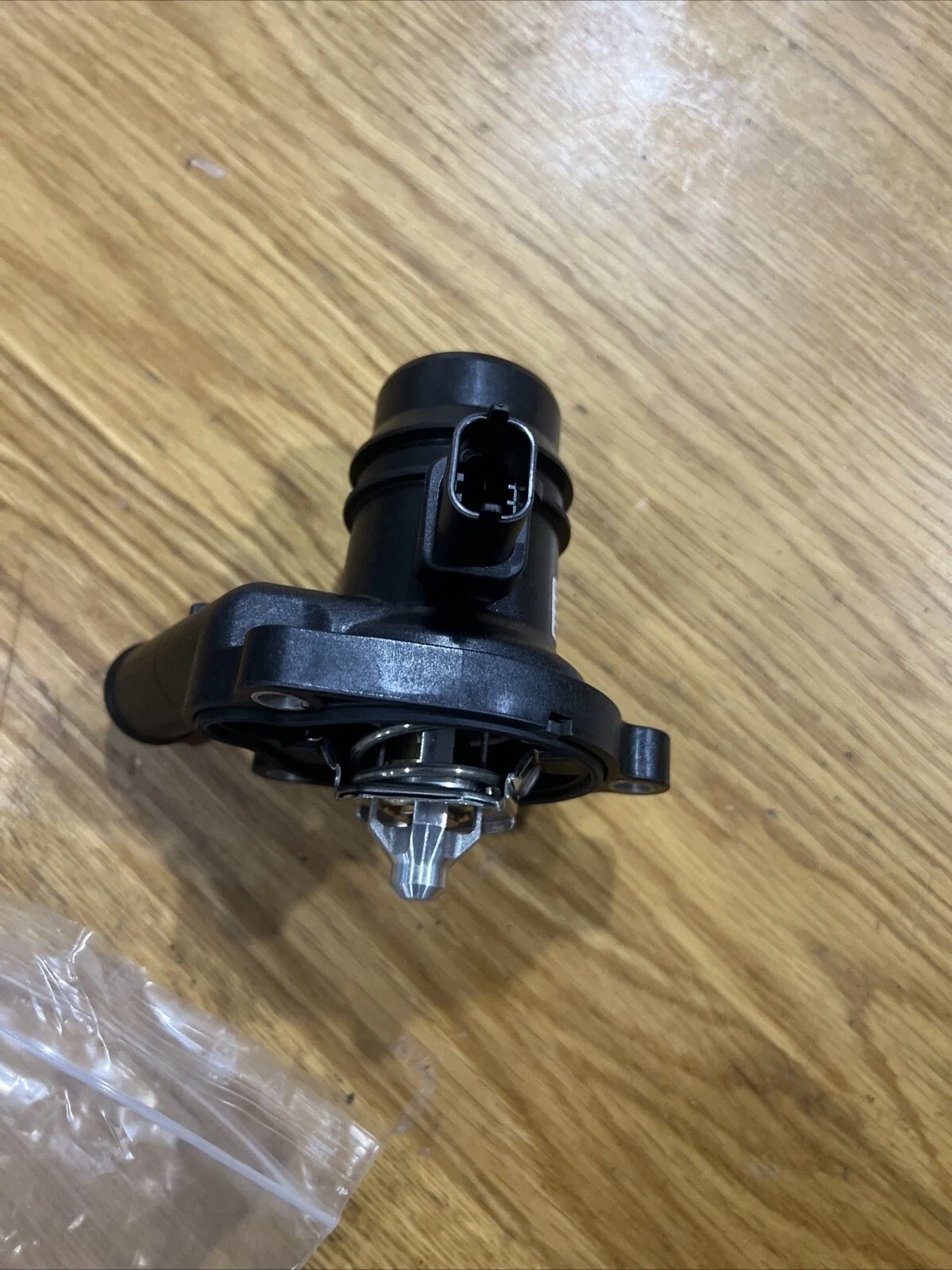 Gm 2520-0455 Thermostat Housing image 2