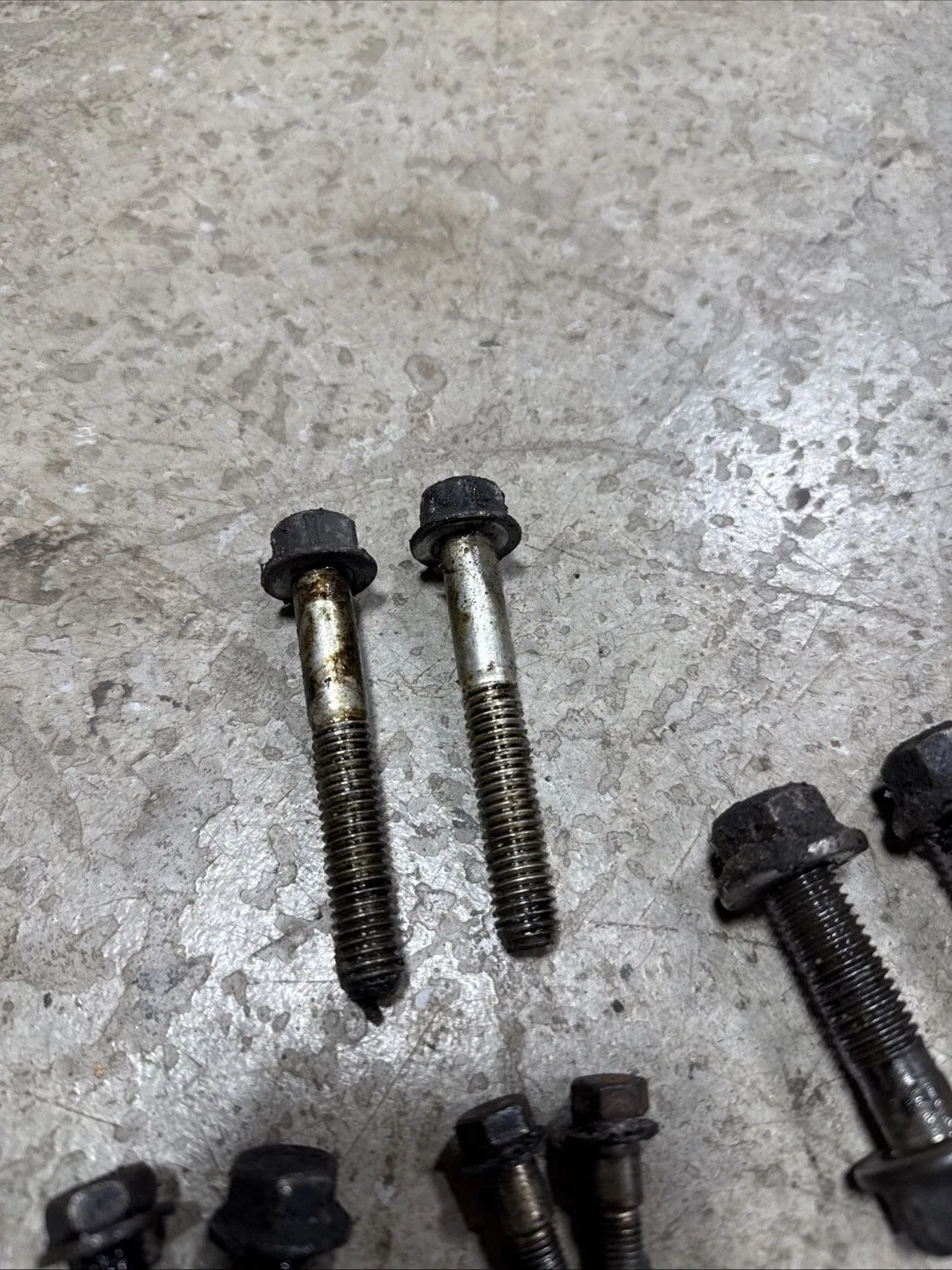 Jeep Cherokee XJ 87-01 AW4 Auto Trans Bell Housing to Engine Mounting Bolts (R90 image 2