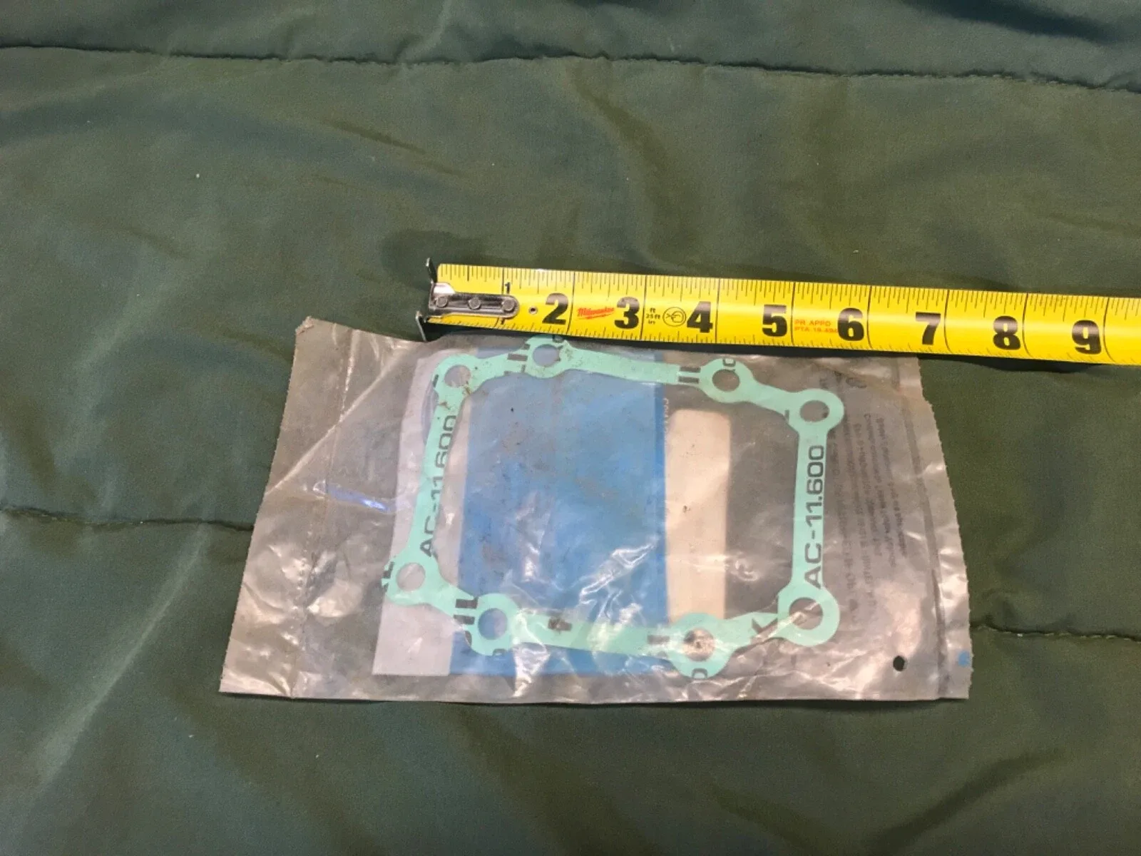 FORD  E7TZ-7185-A Transmission Shift Housing Gasket SP010694 image 4