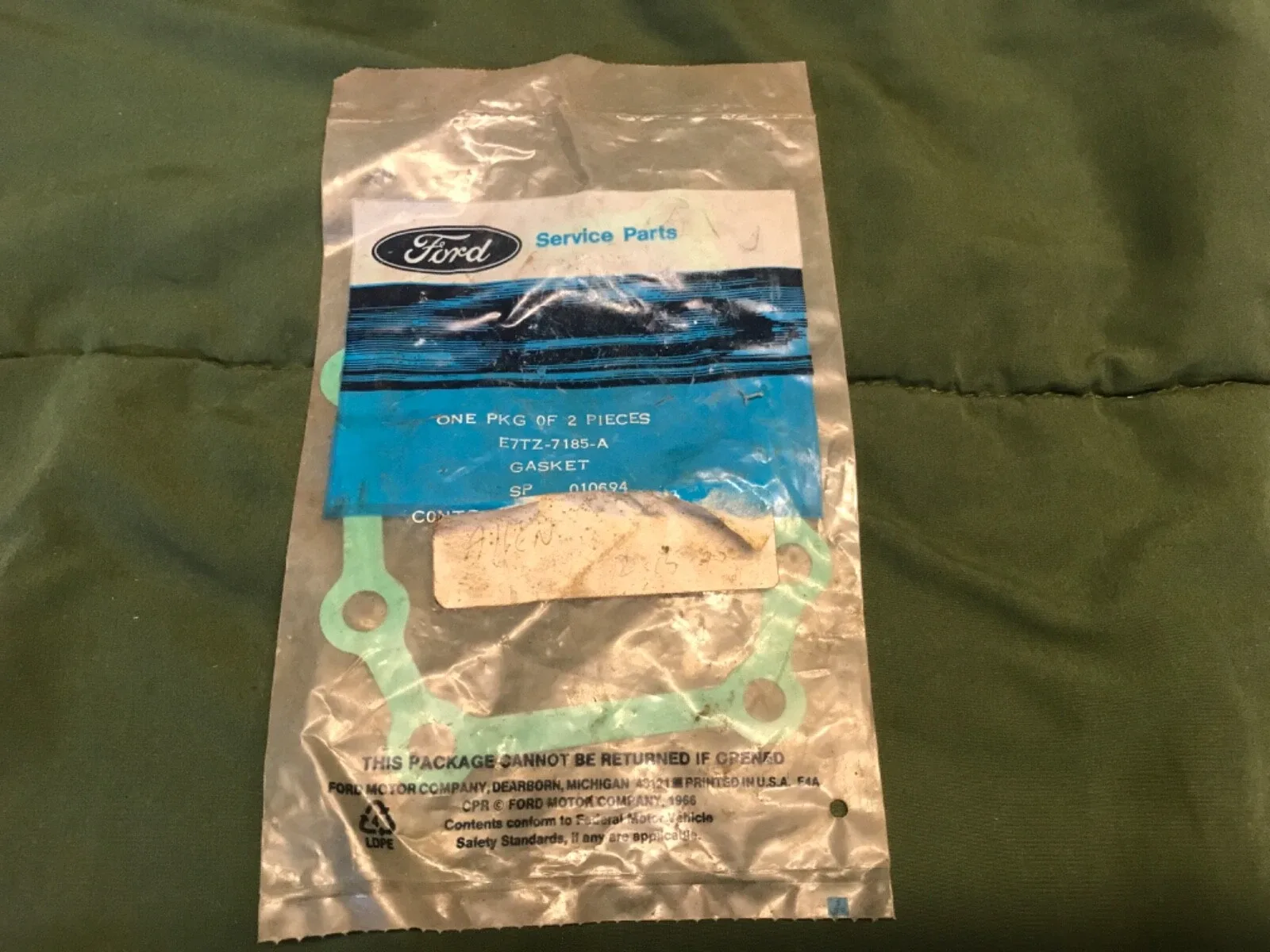 FORD  E7TZ-7185-A Transmission Shift Housing Gasket SP010694