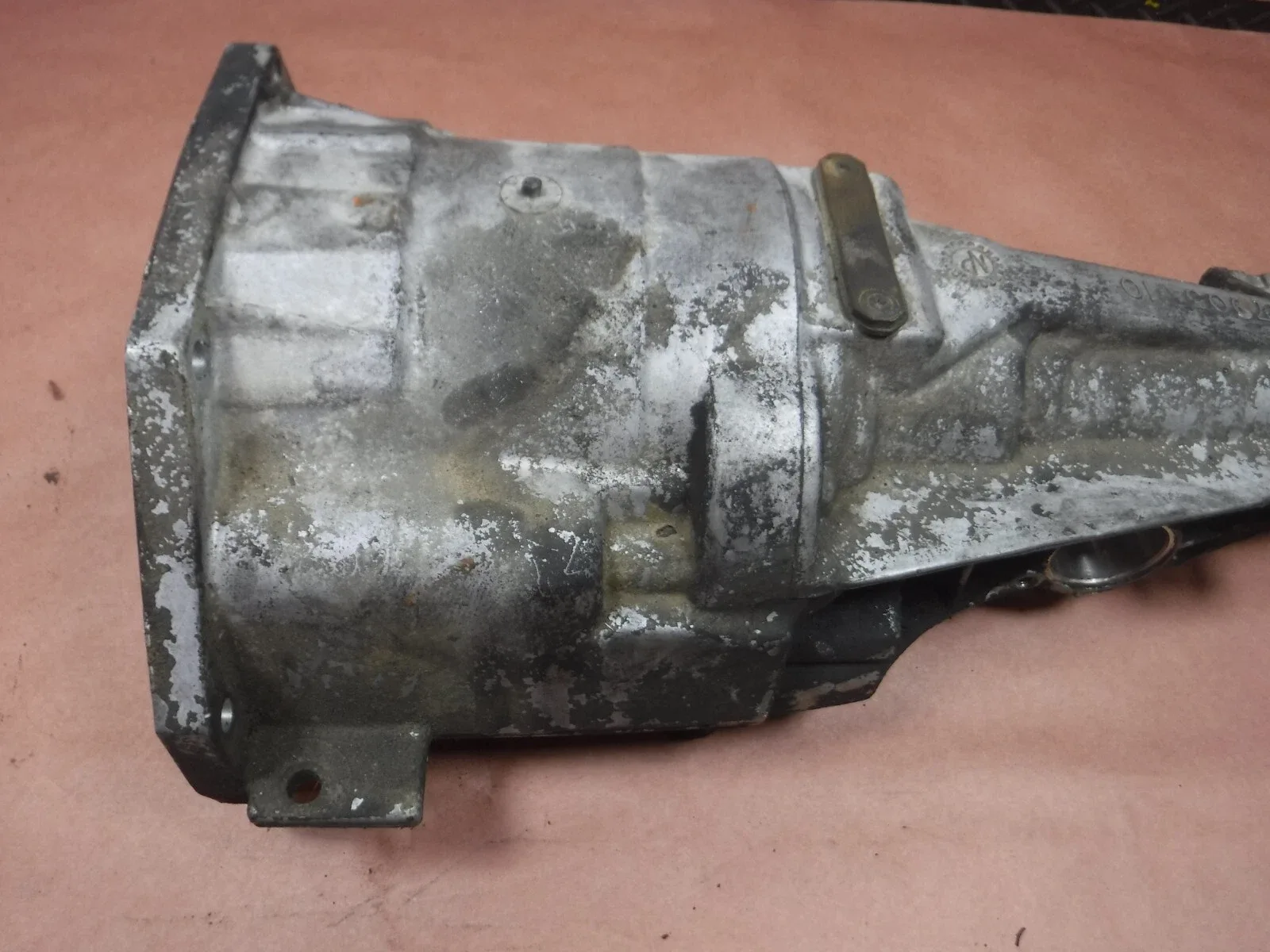 Jeep Grand Cherokee ZJ 95-98 4.0 6 Cyl 42RE Automatic Trans Tail Housing 2WD OEM image 2