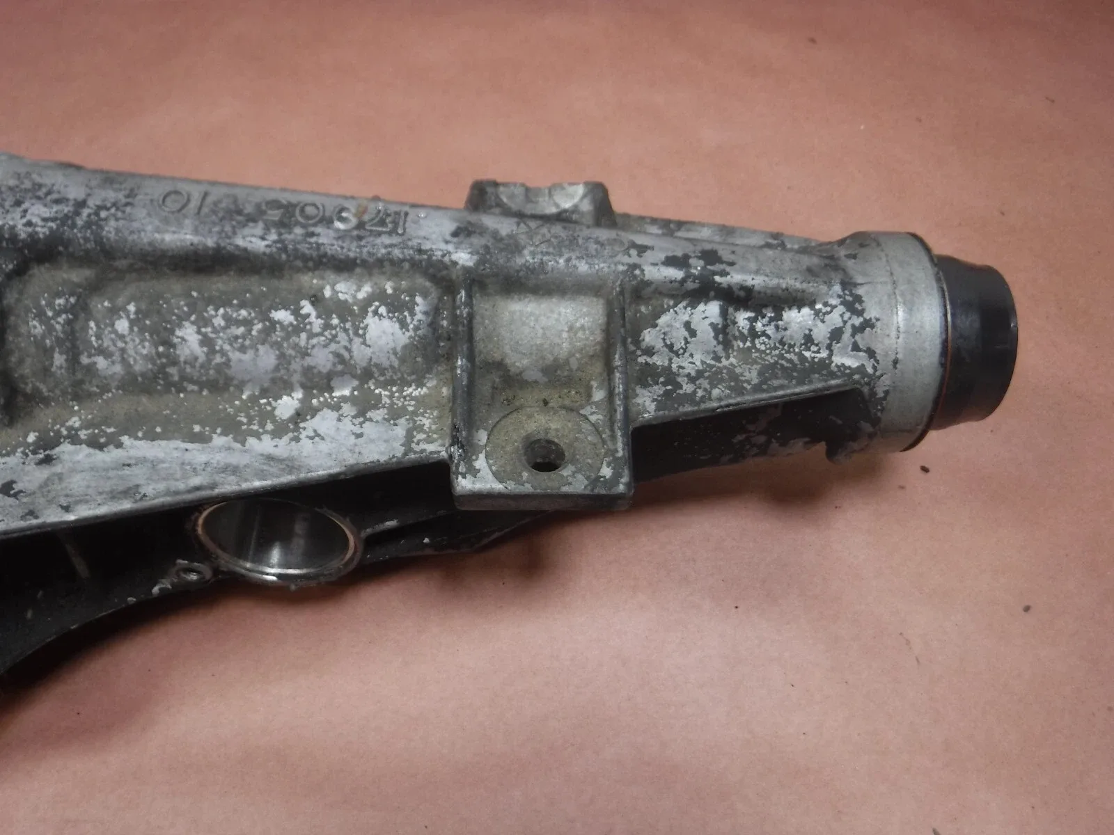 Jeep Grand Cherokee ZJ 95-98 4.0 6 Cyl 42RE Automatic Trans Tail Housing 2WD OEM image 3