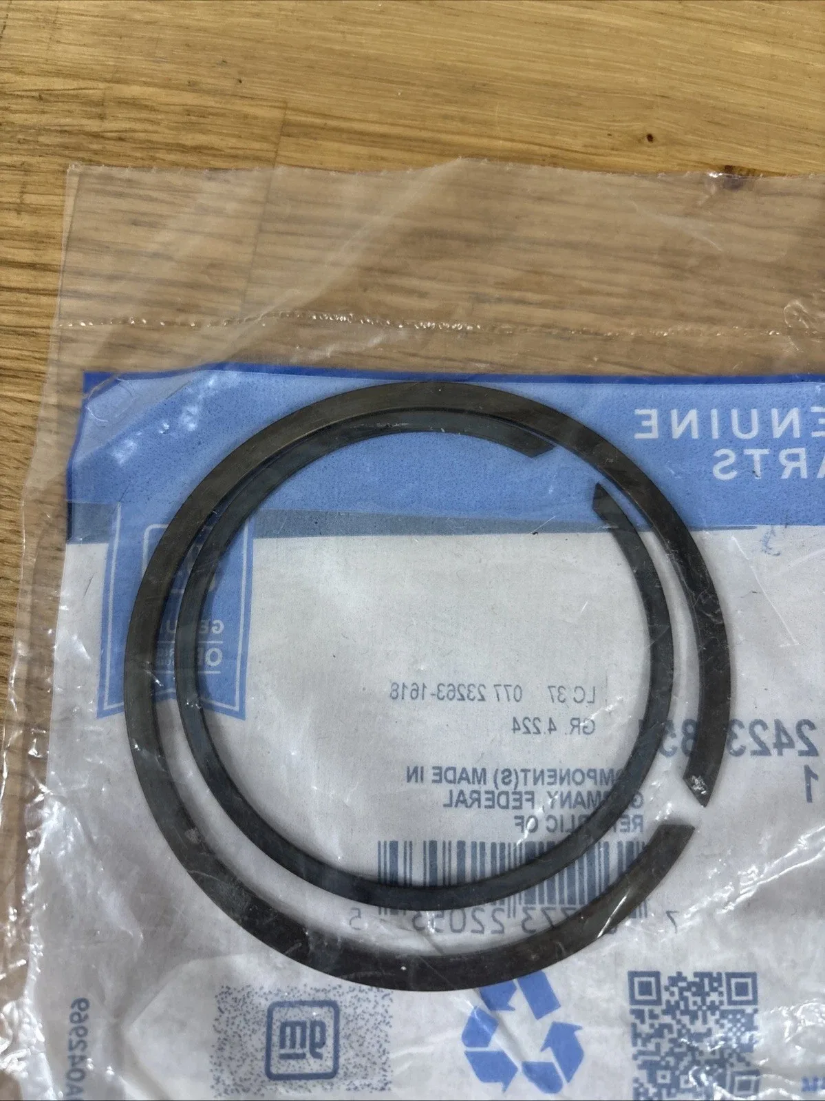 Genuine GM 06-26Auto Trans 1-2-3-4 Clutch Piston Housing Retaining Ring 24237851 image 3