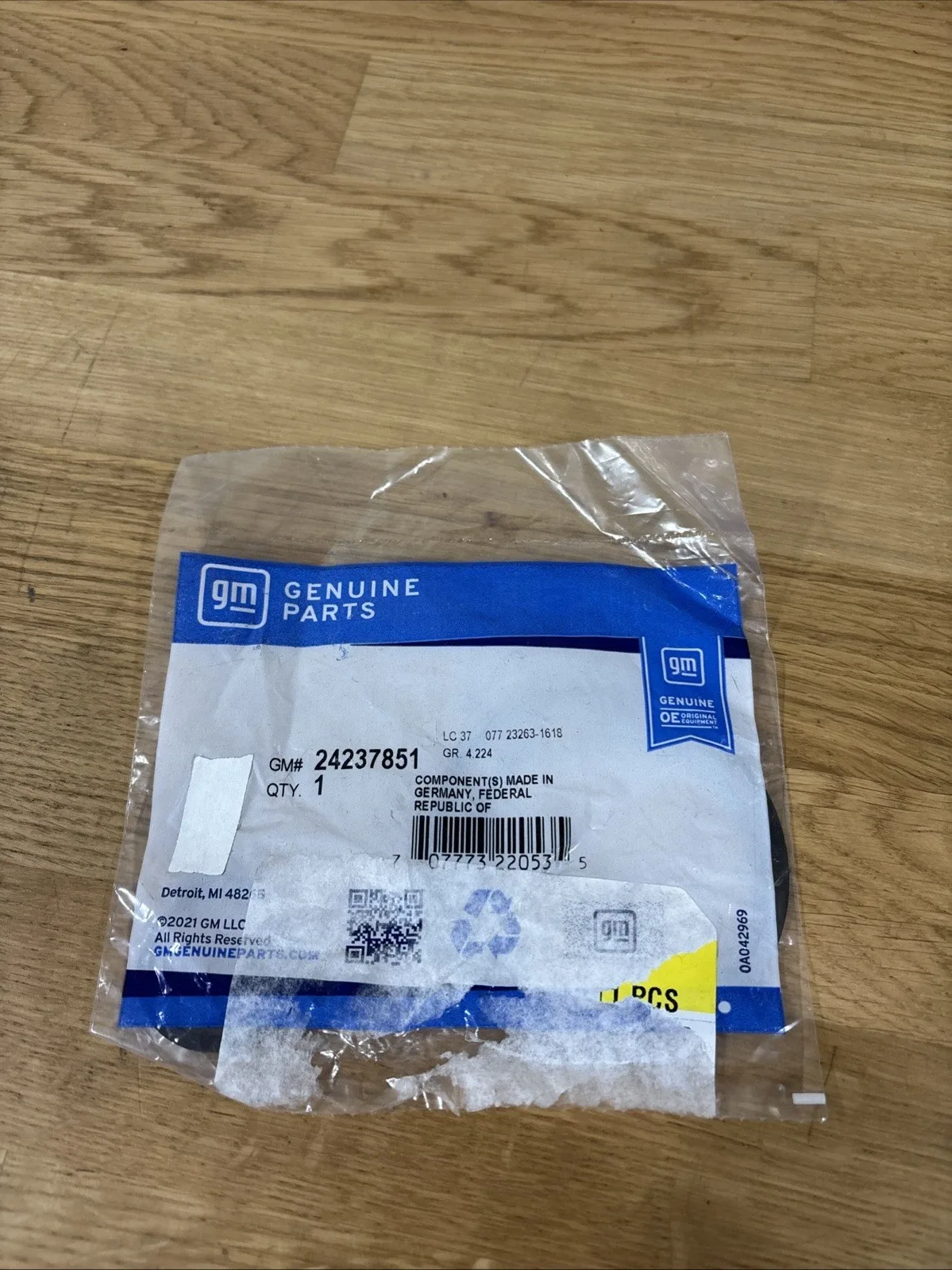 Genuine GM 06-26Auto Trans 1-2-3-4 Clutch Piston Housing Retaining Ring 24237851