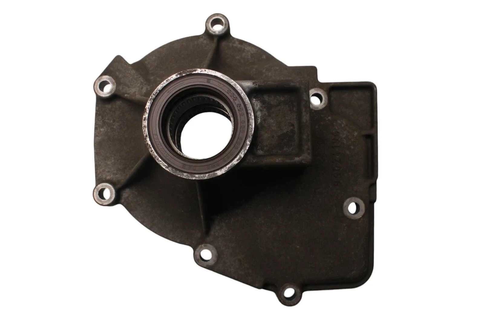 144770A - 5L40E 5L50E, EXTENSION HOUSING, 4X4, 2 THREADED MOUNTING HOLES image 3