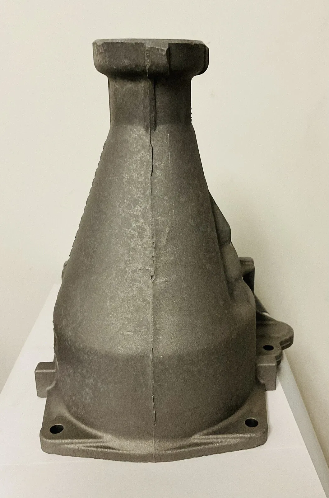 Ford, AODE/4R70W Ext housing, 2WD, 10 1/8" Long, Large Se Speed-O Hole 1993