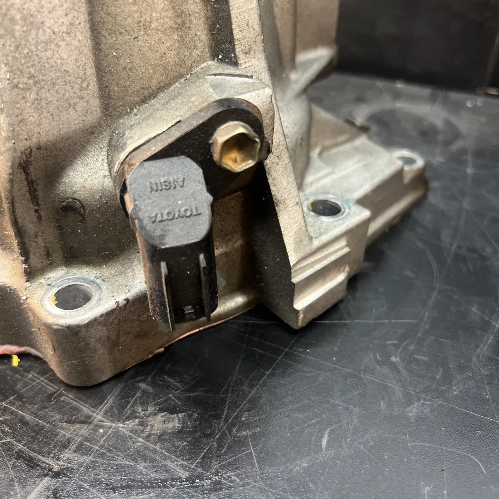 Genuine 2001-2005 Lexus IS300 Transmission Rear Housing OEM image 3