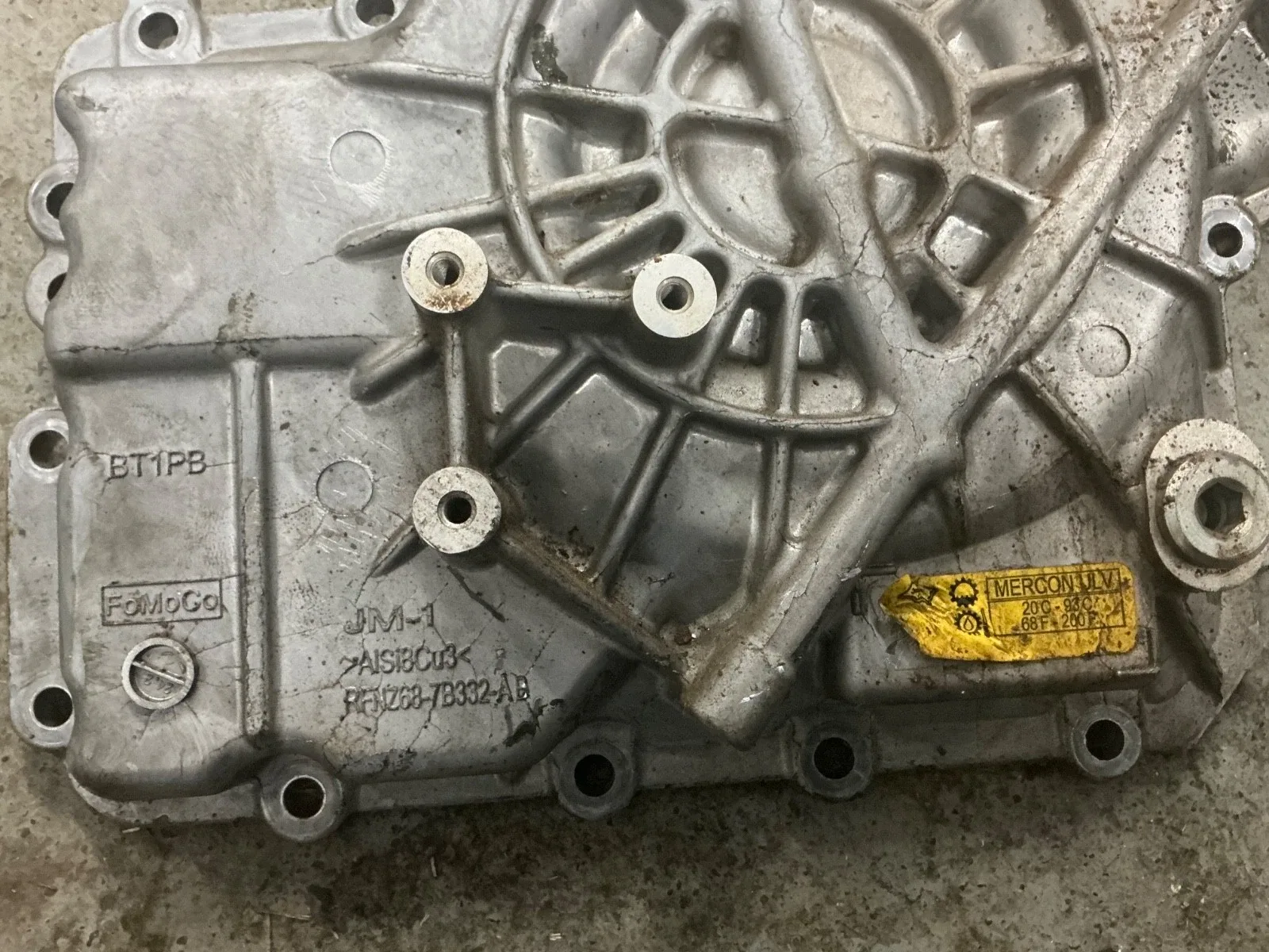 2022 2024 Ford Maverick 2.5L  Transmission Housing Cover Rear  OEM    D-111p image 3