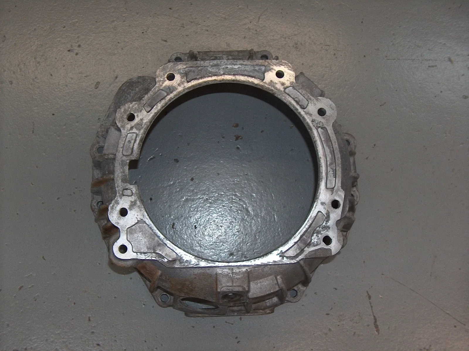 2002-2006 Chevy Trailblazer GMC Envoy 4.2L 4L60E Automatic Bell Housing 24220855