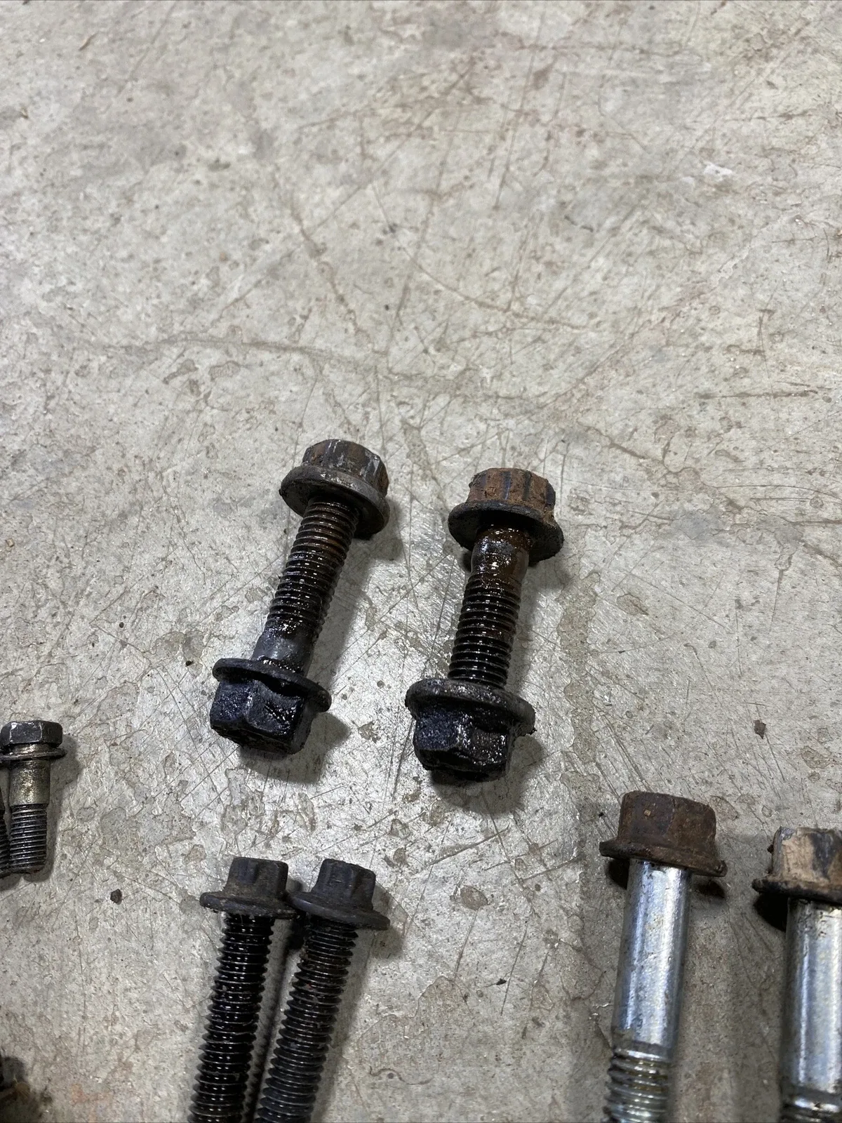 Jeep Cherokee XJ 87-01 AW4 Auto Trans Bell Housing to Engine Mounting Bolts (R93 image 2