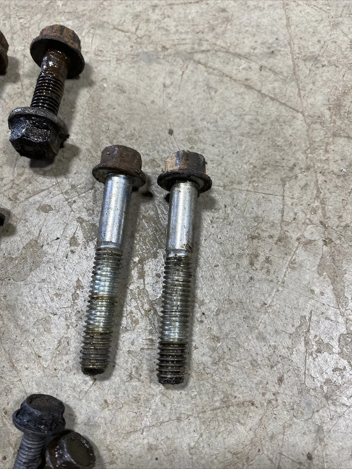 Jeep Cherokee XJ 87-01 AW4 Auto Trans Bell Housing to Engine Mounting Bolts (R93 image 3