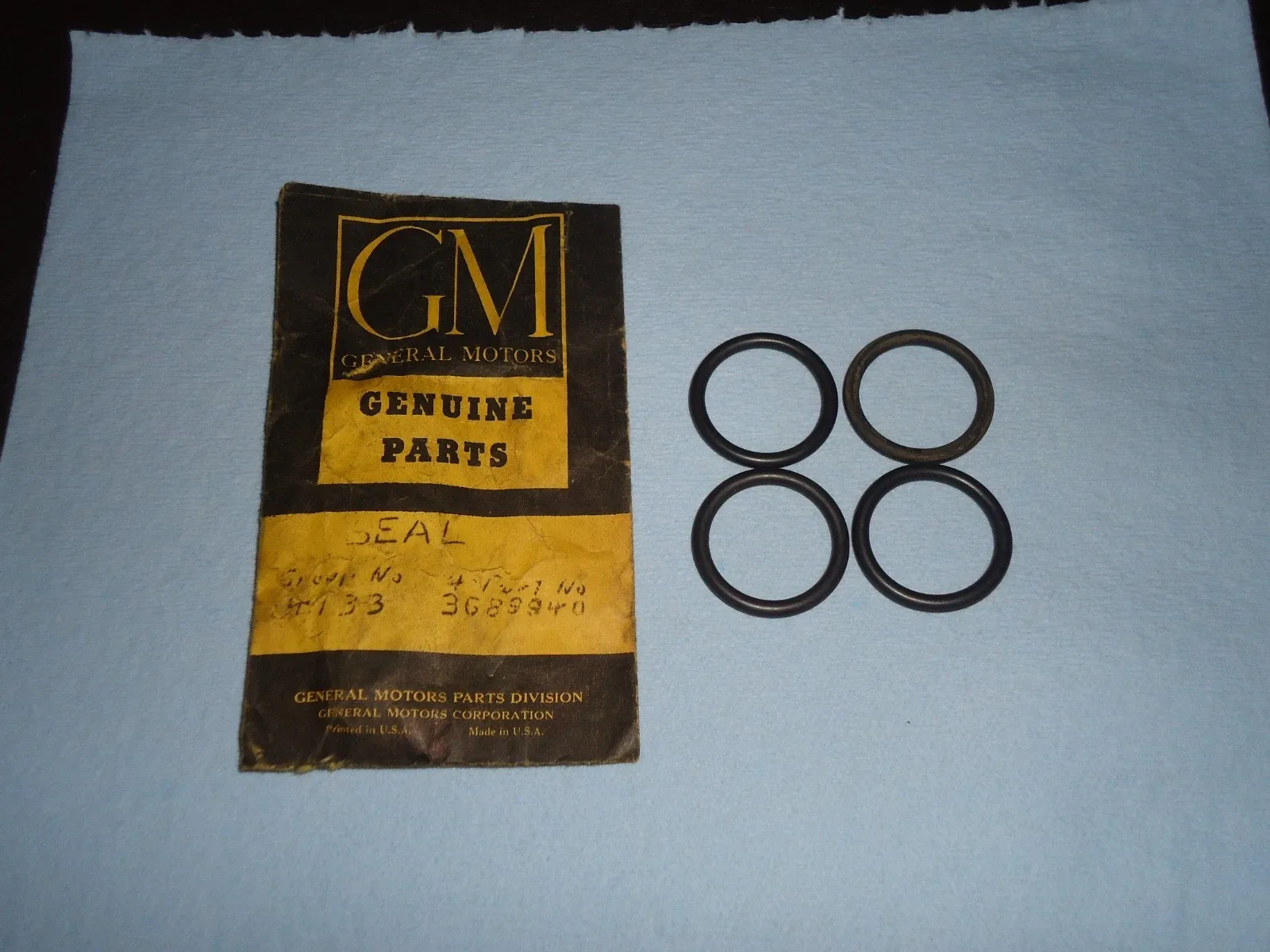 4) New NOS GM Powerglide Transmission Oil Filler Housing O-Ring Seal 3689940