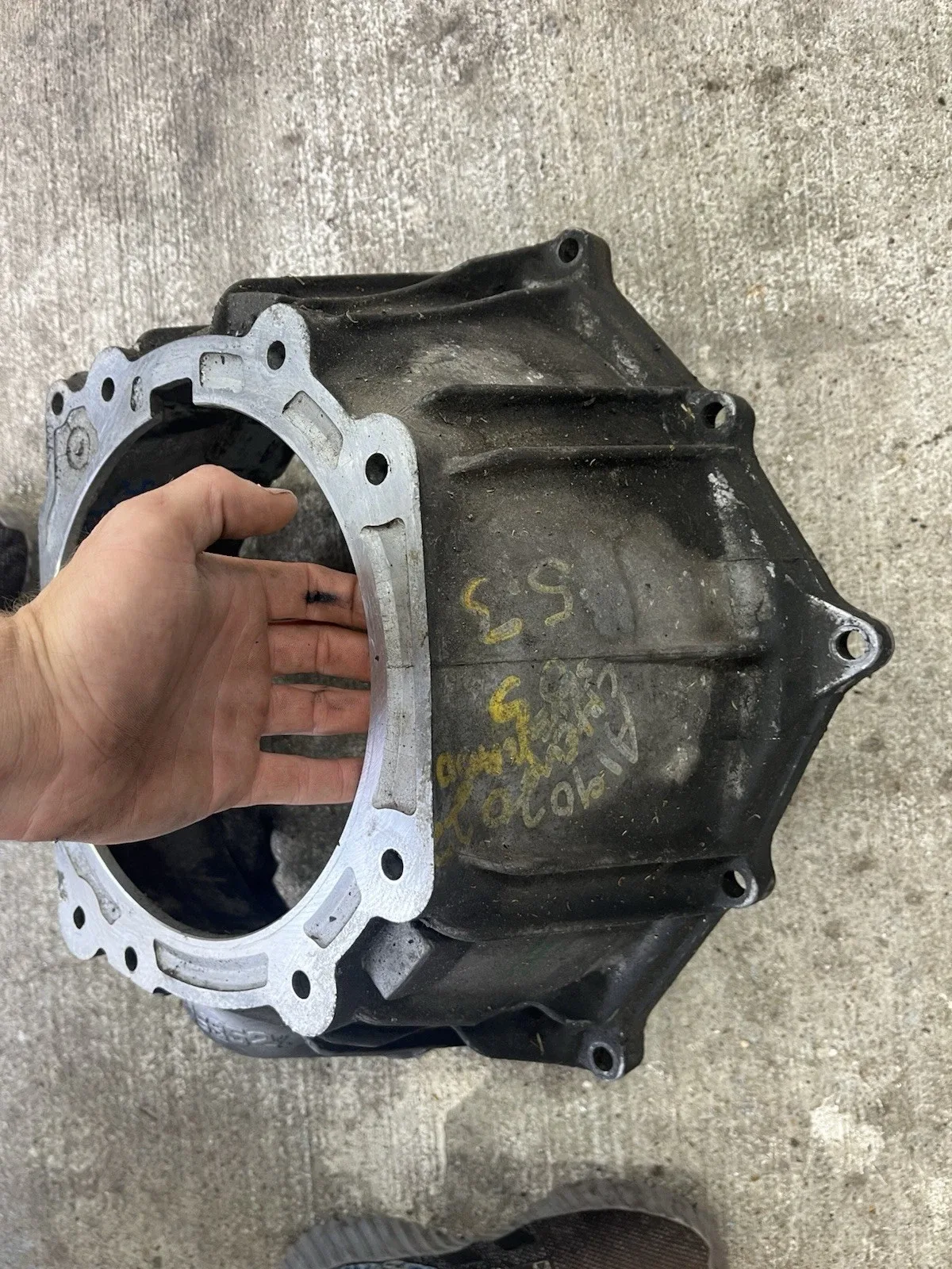 4l60E/4L65E AUTO TRANSMISSION BELLHOUSING CHEVROLET SILVERADO SIERRA 4.8 5.3 6.0 image 2