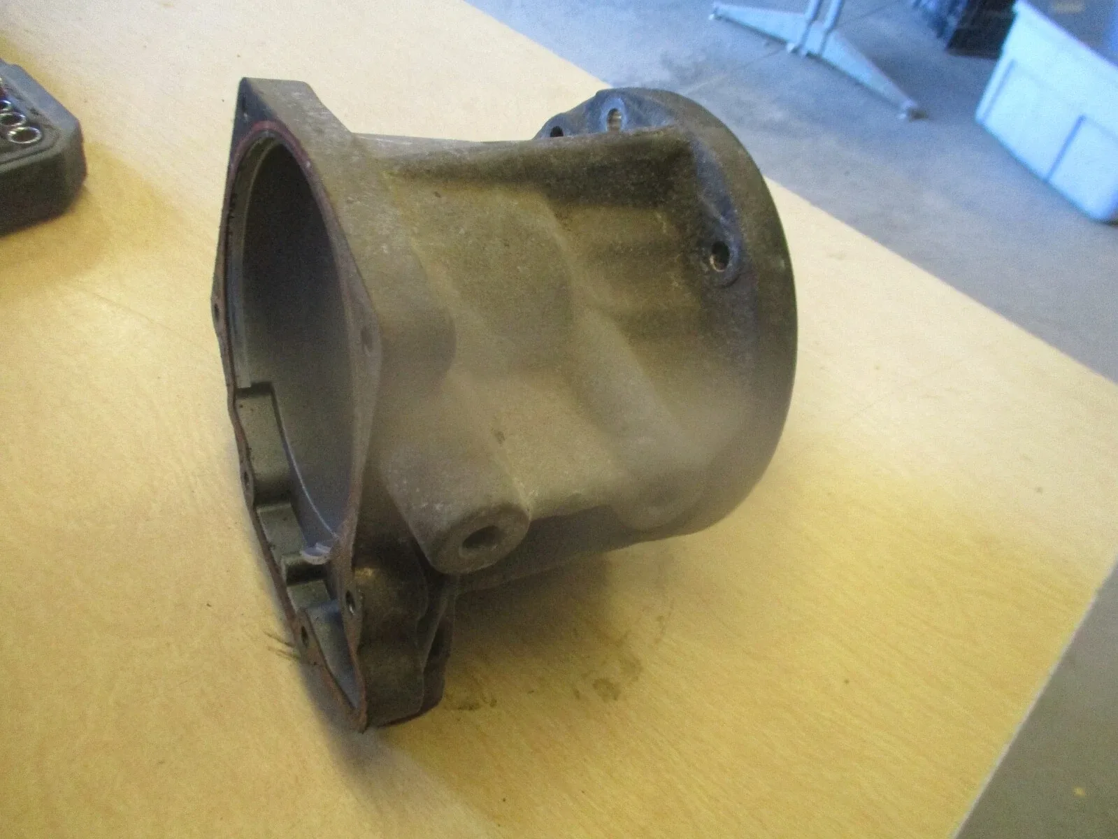 2006 FORD F150 TRANSMISSION EXTENSION HOUSING 5.4L image 2