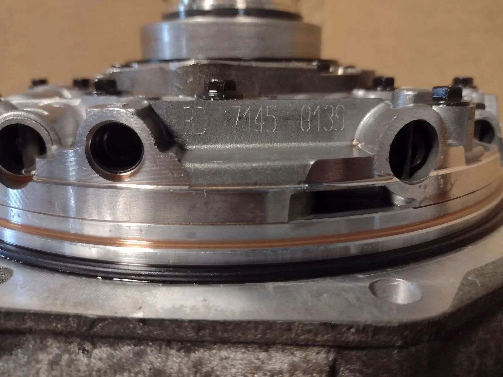 2007-2010 BMW X3 E83 6L45 3.0L Pump and Bell Housing Assembly image 4
