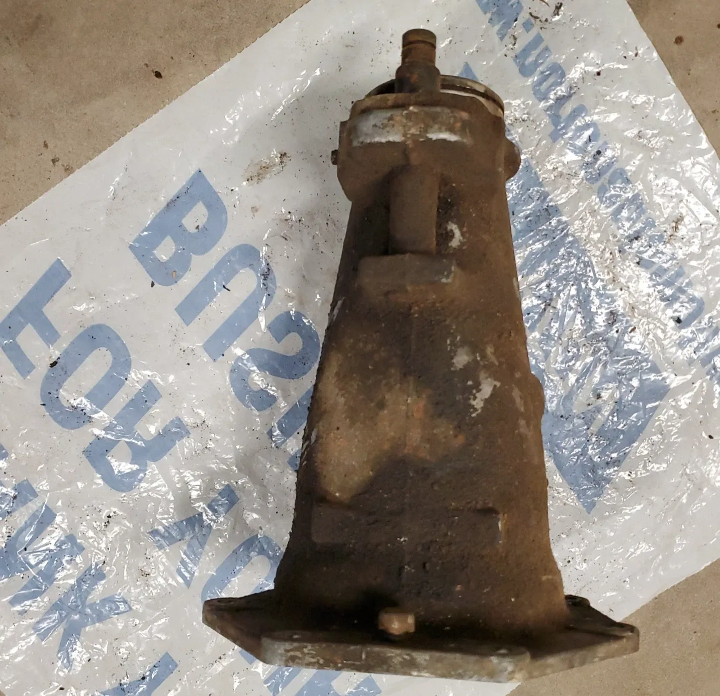 1956-61 Chryslere/Dodge/Ply/Desoto Torqueflite Transmission Tailshaft Housing