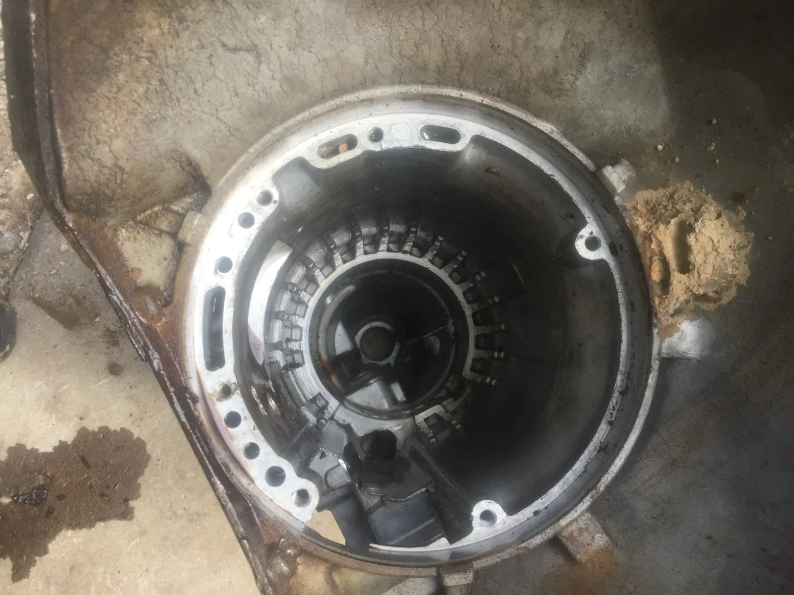 Oldsmobile GM Turbo 200 metric TH200 automatic transmission case housing BOP V6 image 4
