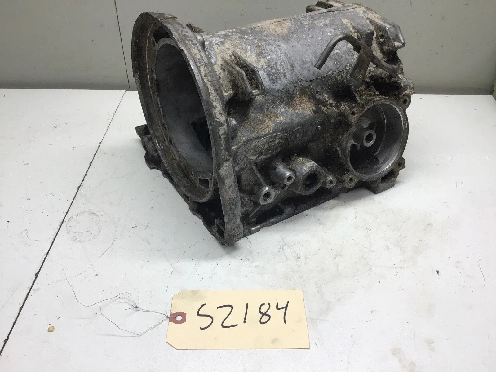 1966-1969 FORD C4  AUTOMATIC TRANSMISSION CASE FILL HOUSING C6DP-7006-A
