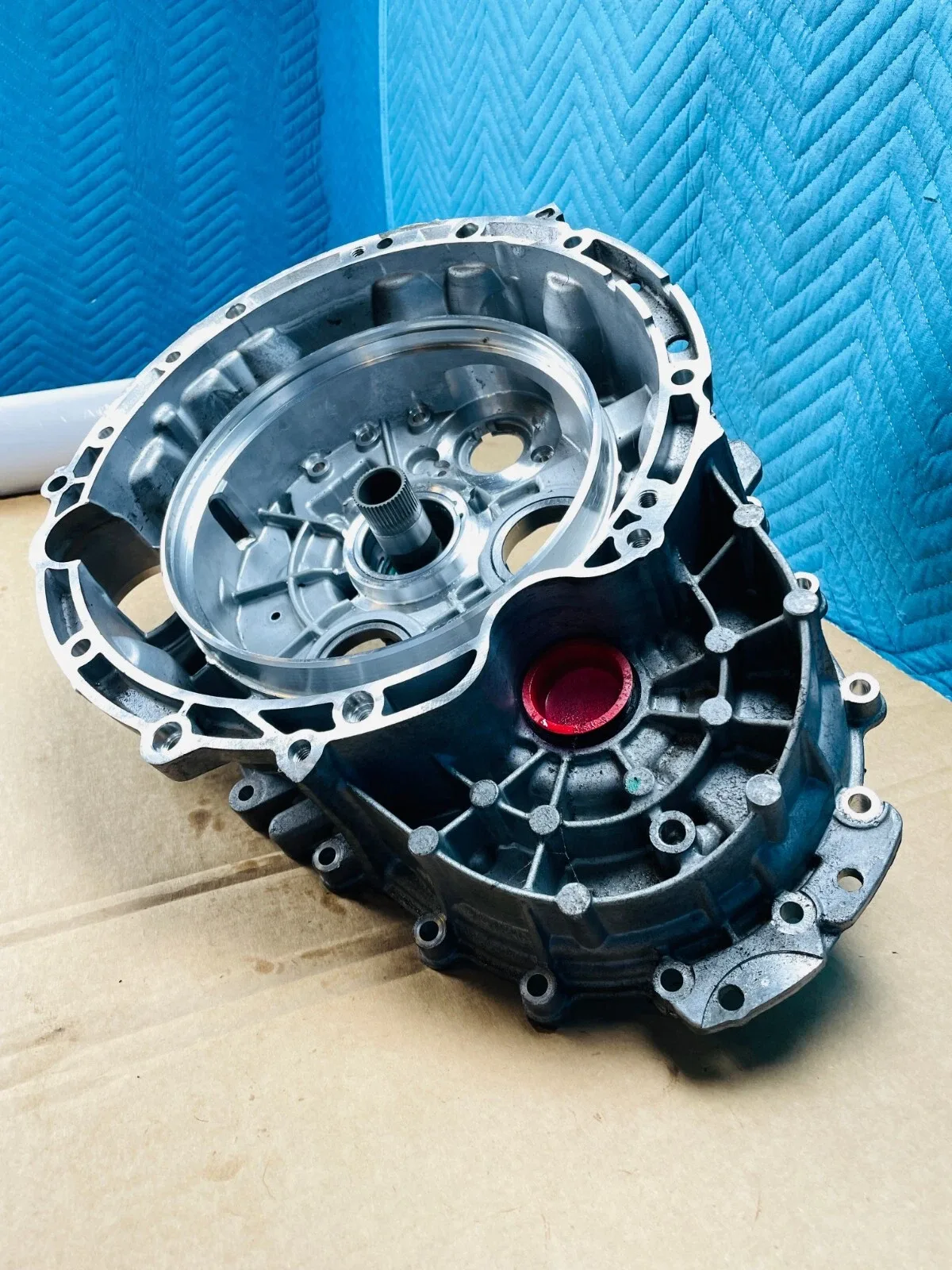 Mercedes CLA250 Automatic Transmission Housing 2014 OEM image 3