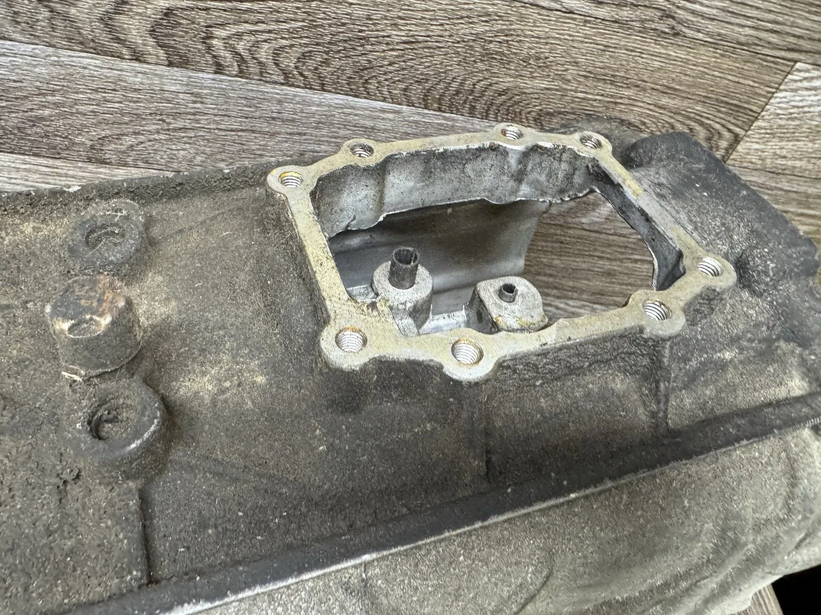 95-97 GAS 460 7.5 S47 FORD  F250 F350 Main Housing Case GAS ONLY 460 Only image 4
