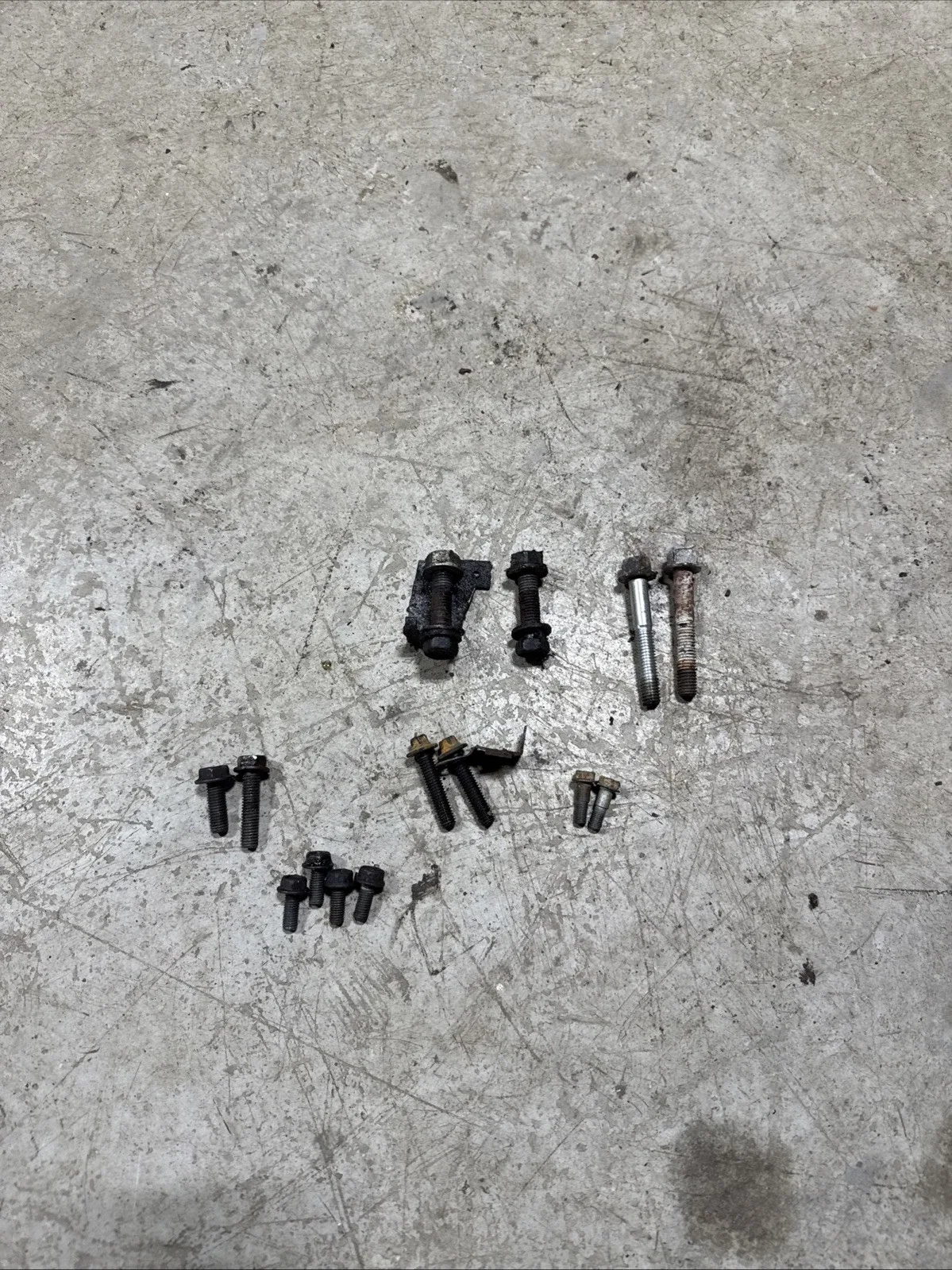Jeep Cherokee XJ 87-01 AW4 Auto Trans Bell Housing to Engine Mounting Bolts(BS00