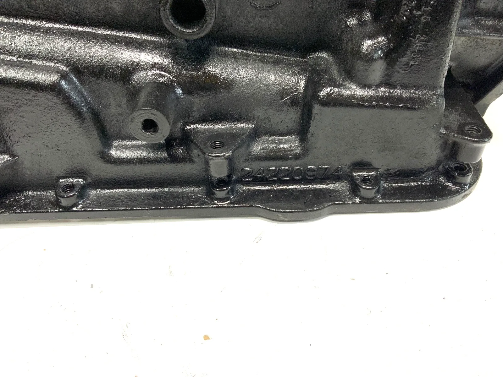 GM 4L60E/4L65E AUTO TRANSMISSION CASE 24220974 YUKON SILVERADO SIERRA image 4
