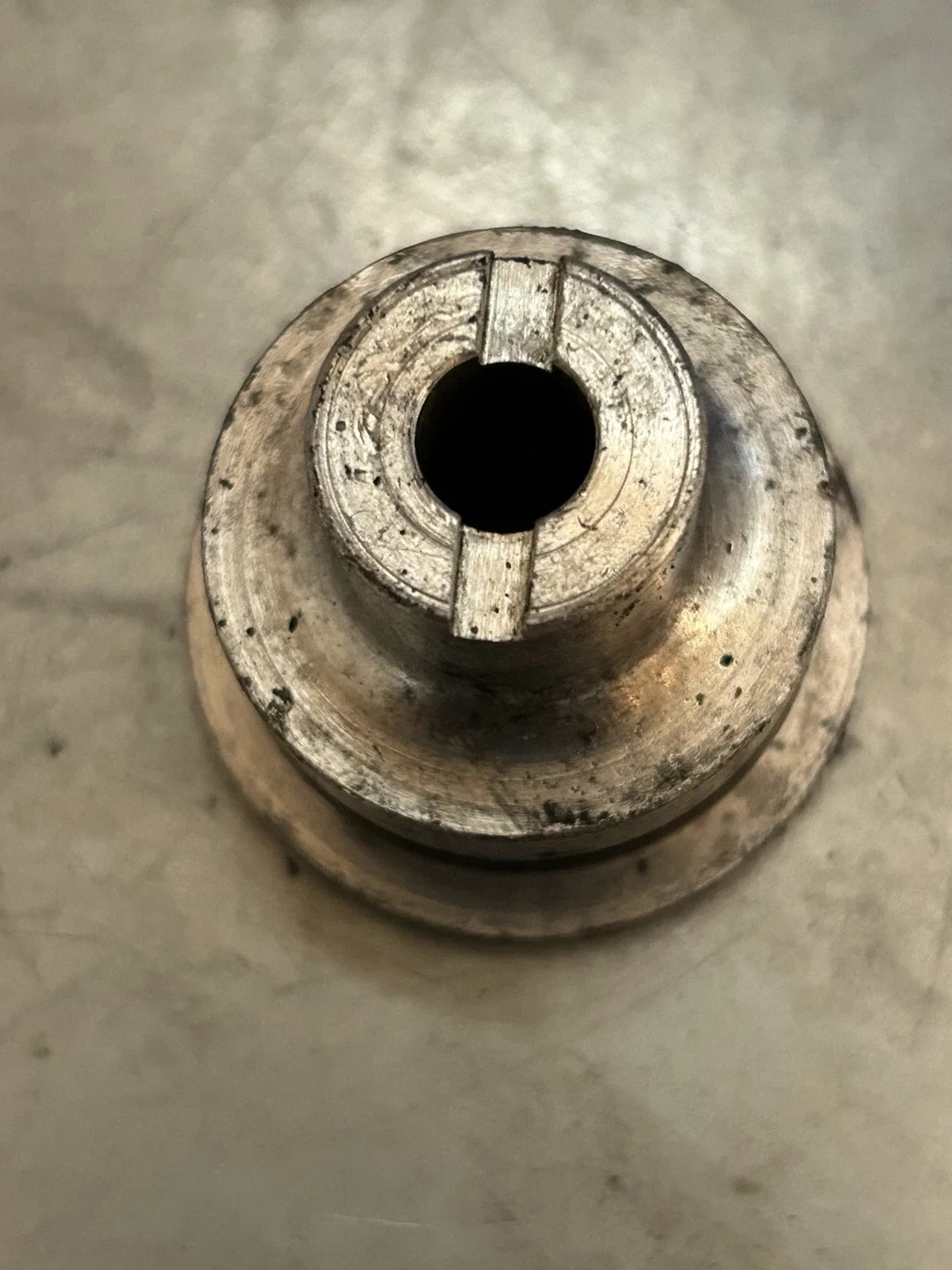 Triumph TR7-TR8 LT77 Transmission Speedometer Driven Gear Housing image 3