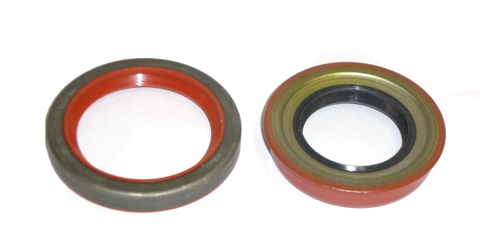 . FORD C4 C5 Front Pump Body SEAL & OUTPUTSHAFT EXTENSION HOUSING SEAL c-4 c-5