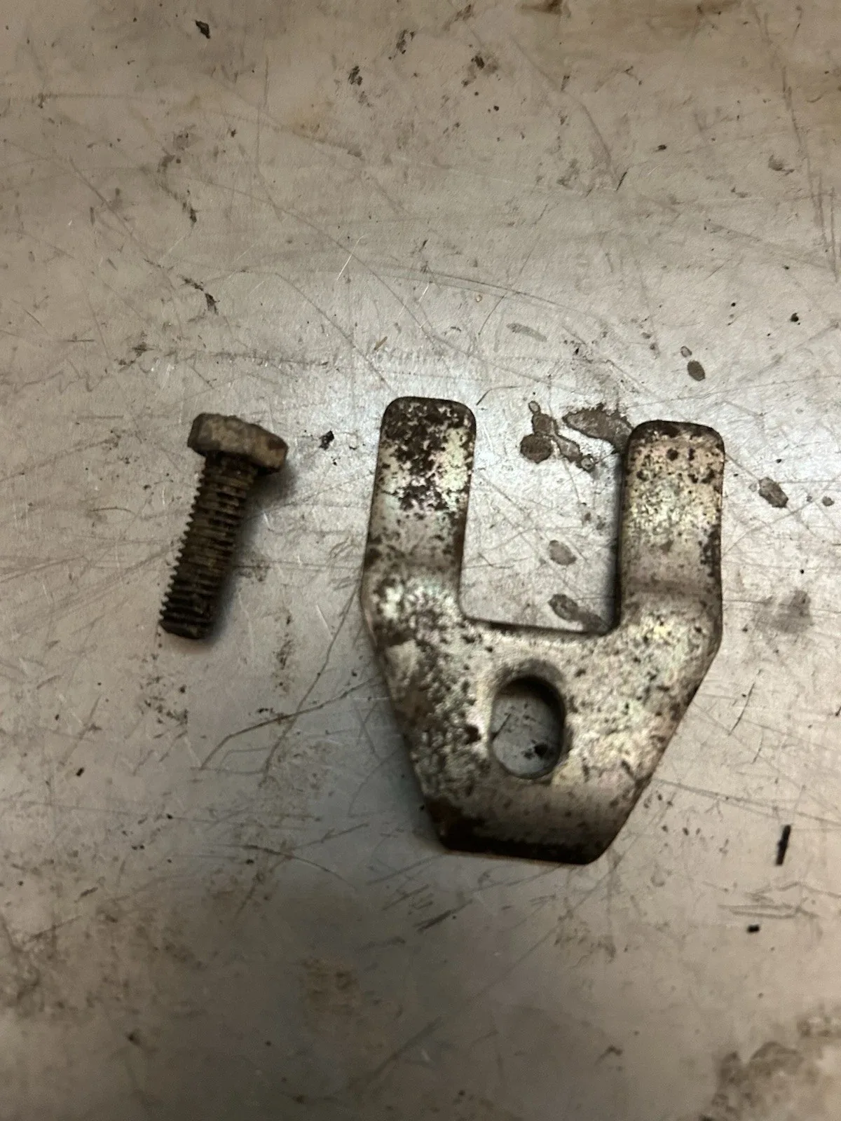 Triumph, Tr7 Tr8 Lt 77 Speedometer Driven Gear, Housing, Retainer, And Bolt image 2