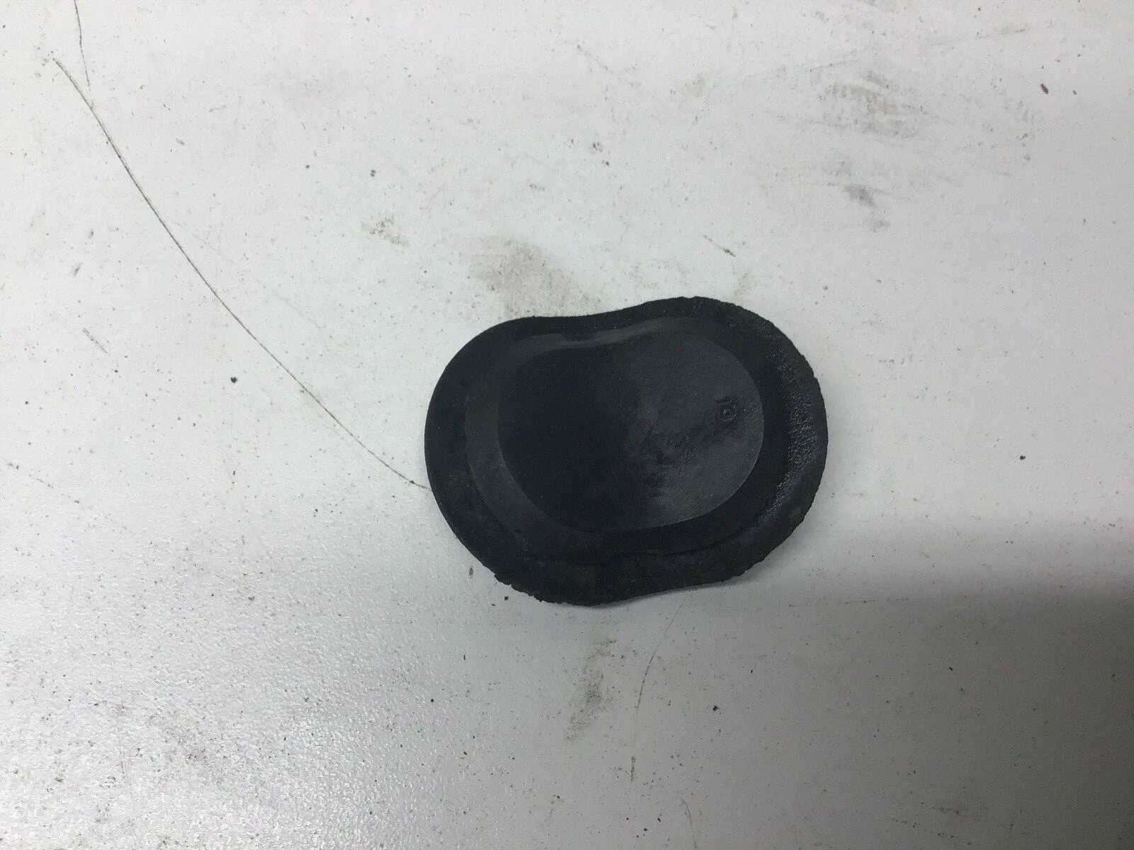 1967-1973 FORD MERCURY AUTOMATIC TRANMISSION SHIFTER HOUSING GROMMET image 2