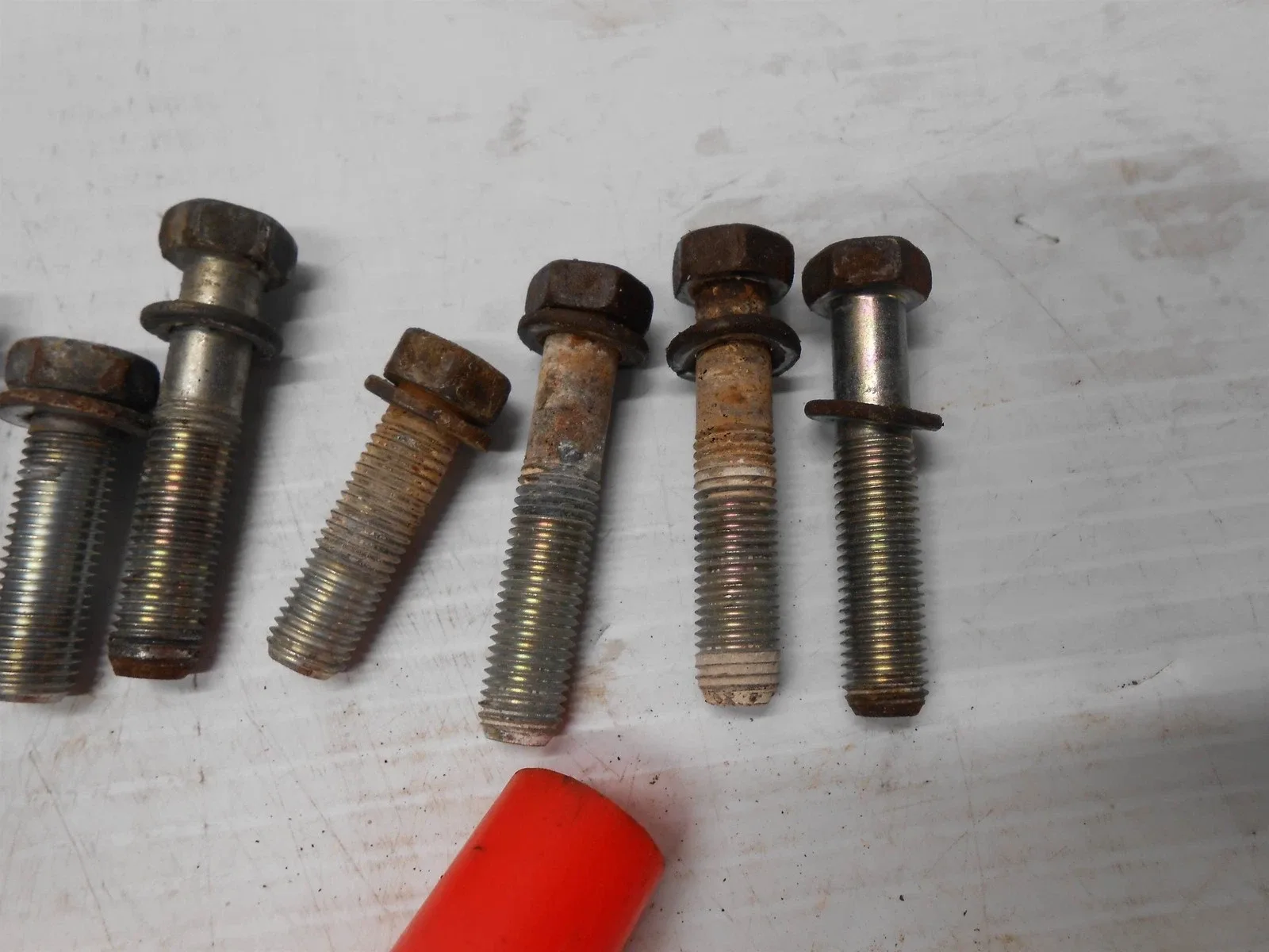 2007 Toyota Prius Transmission Bell Housing Bolts image 4