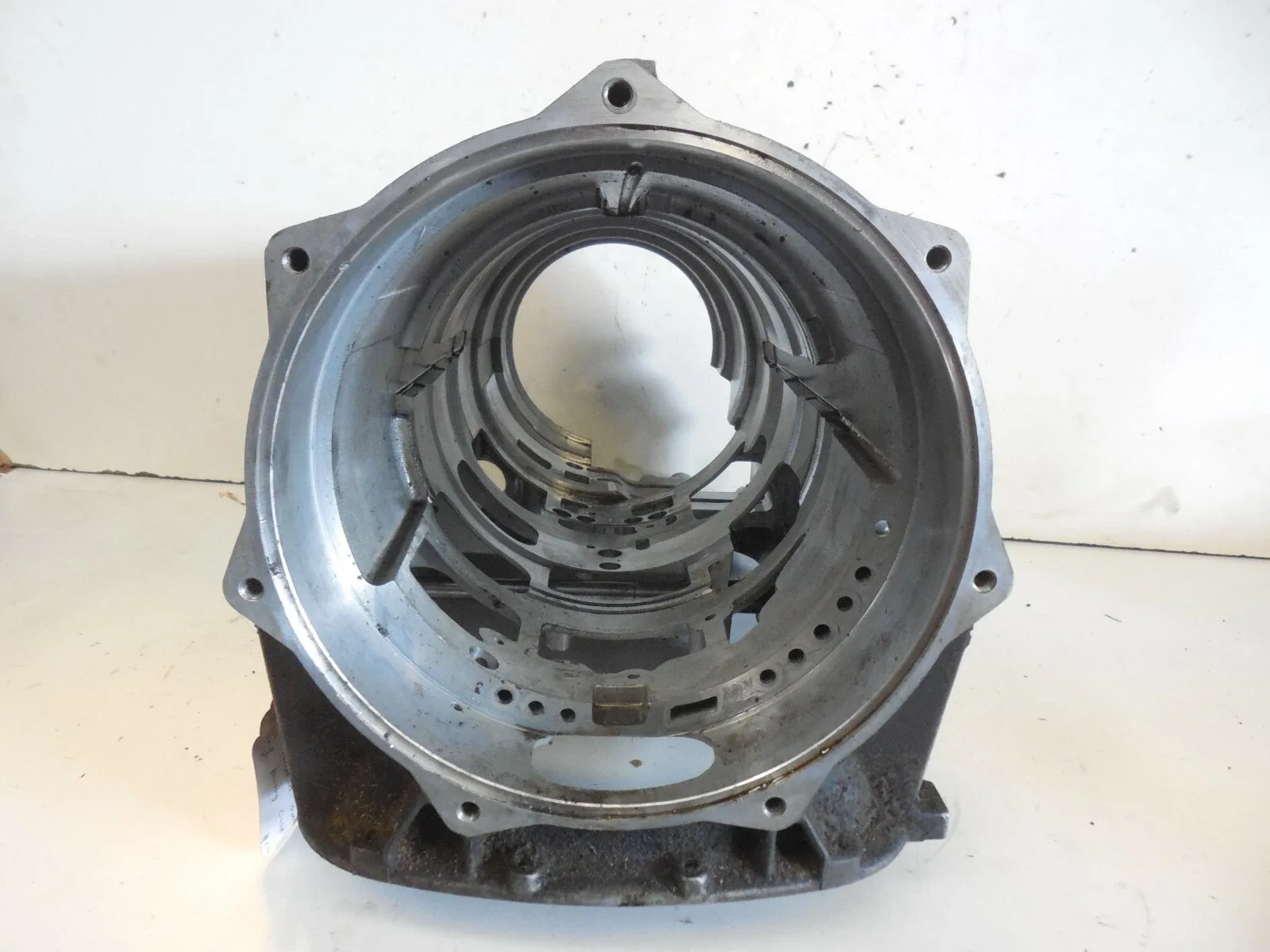 BMW E46 325xi Transmission GM Unit Housing Body Case 7515156 96024231 image 2