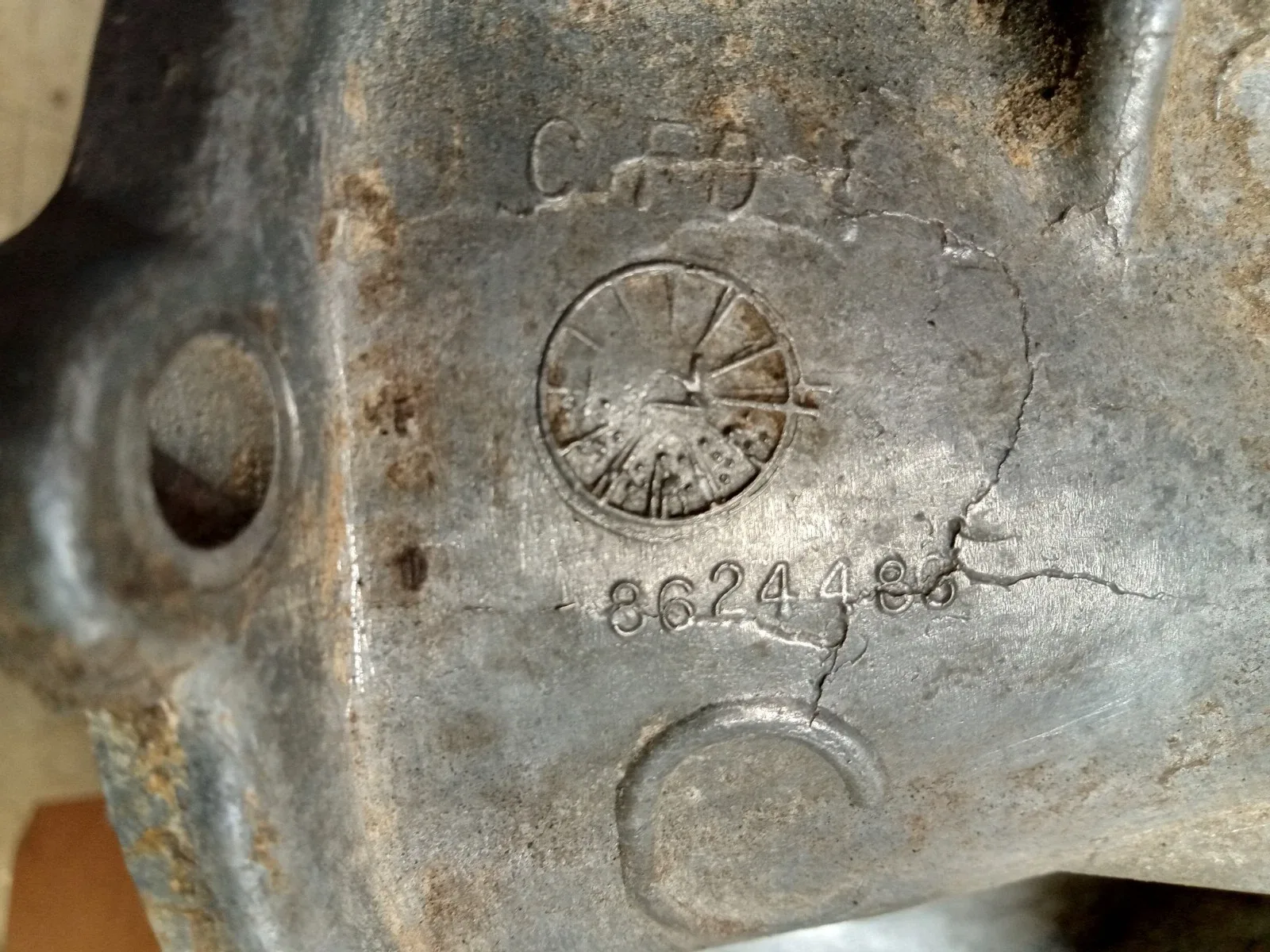 400 GM Short Tail Housing image 3