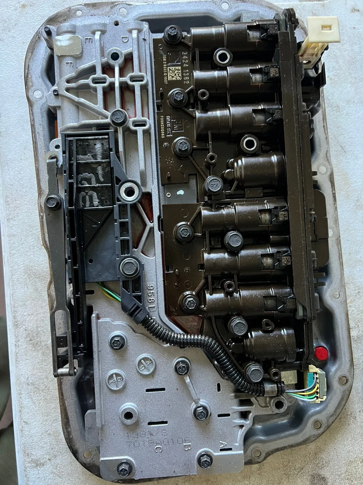 2008-2010 BMW X3 Valve Body 24252714 (AWD 3.0L)
