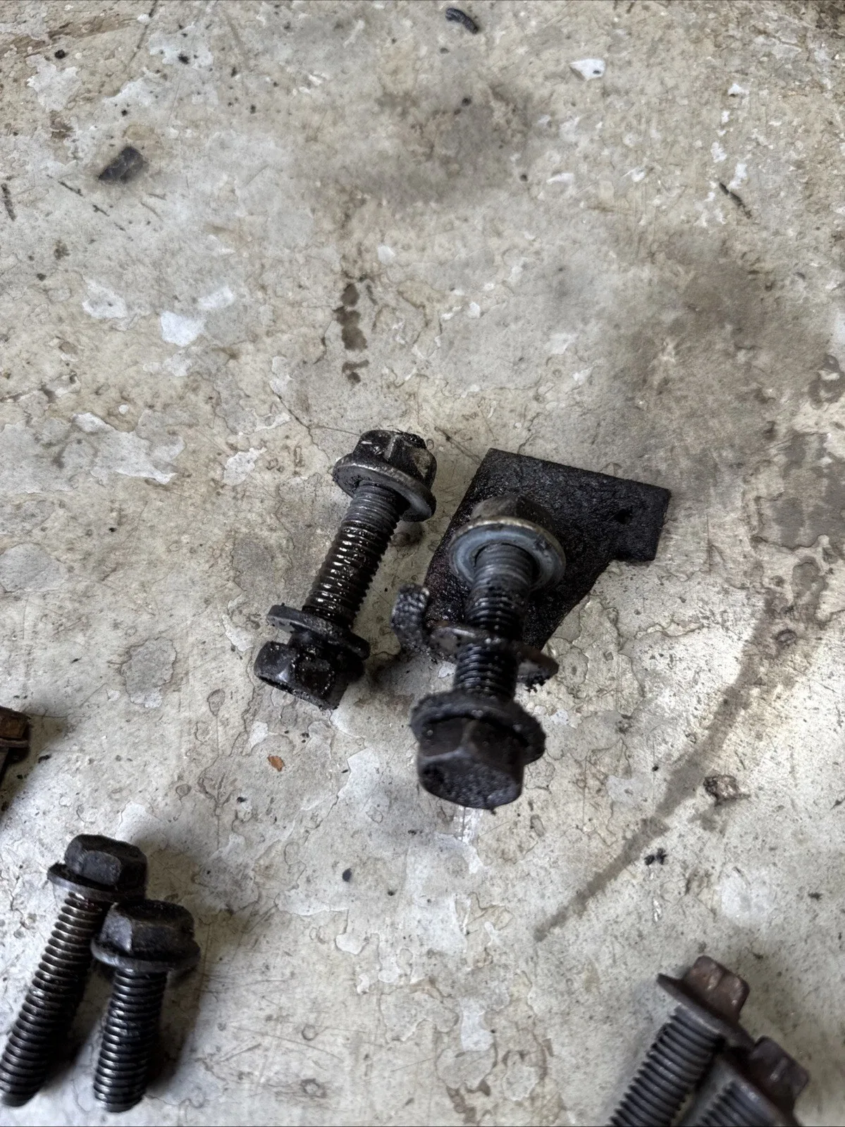 Jeep Cherokee XJ 87-01 AW4 Auto Trans Bell Housing to Engine Mounting Bolts(PB00 image 2