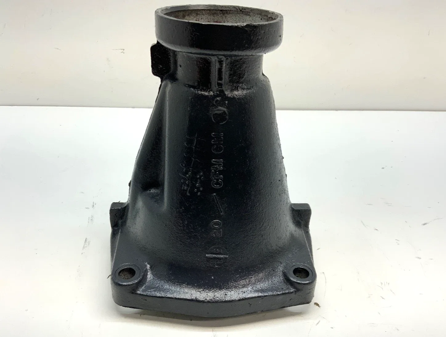 GM TH350 AUTOMATIC TRANSMISSION EXTENSION HOUSING SHORT TAIL CFM CHEVROLET image 2