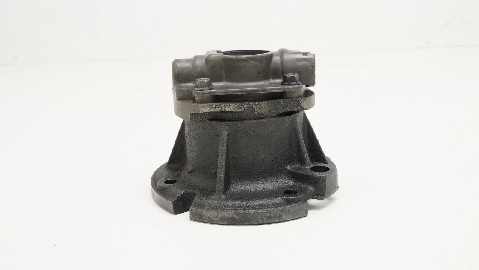 FORD C4 AUTOMATIC TRANSMISSION GOVERNOR ASSEMBLY WITH HOUSING, C4AP-7A300-C. image 3