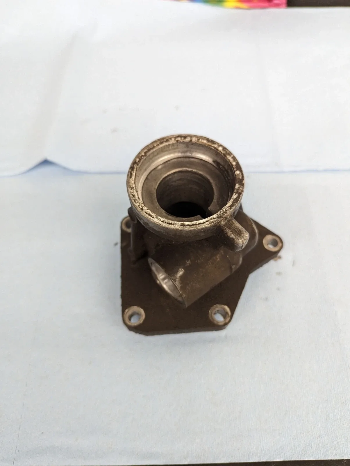 Srt-4 T-850 Transmission Speed Sensor Housing