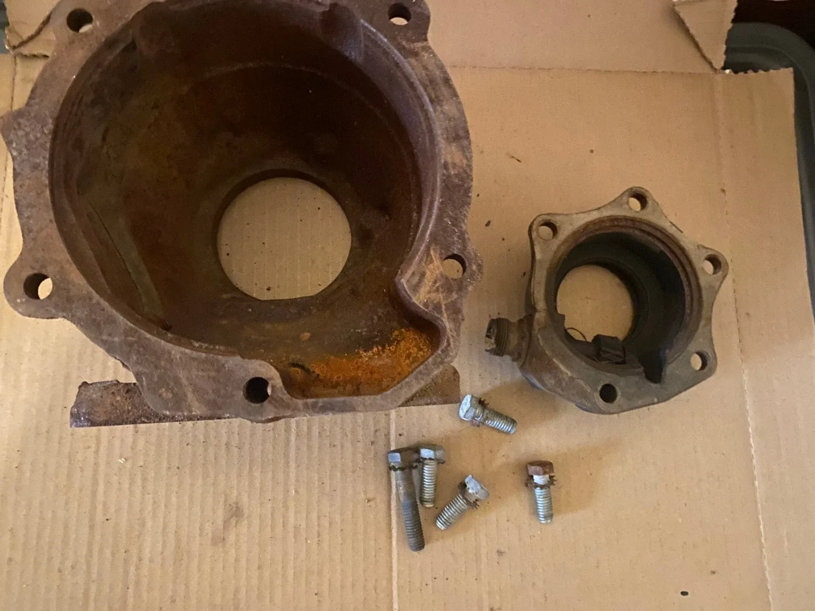 Cruise o matic transmission short truck tai housing cast iron used