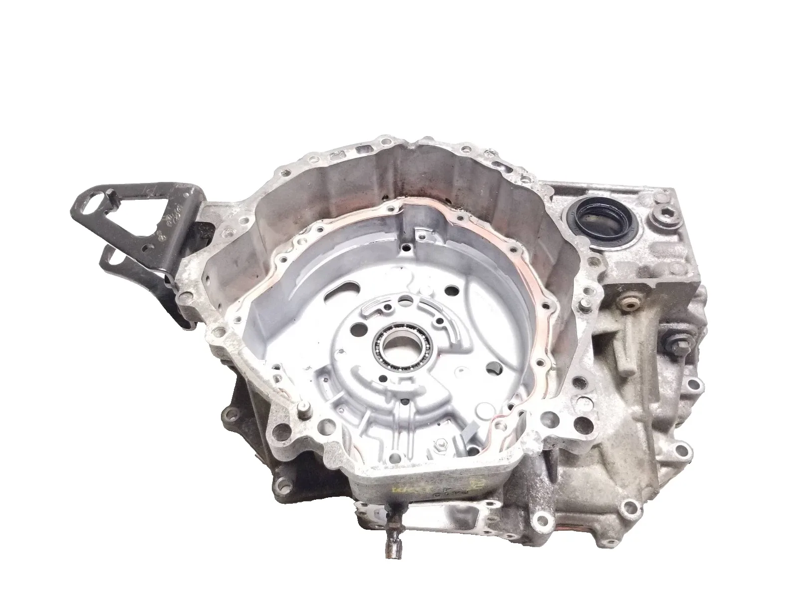 2013 Lexus CT200h Transmission Bell Housing OEM✅