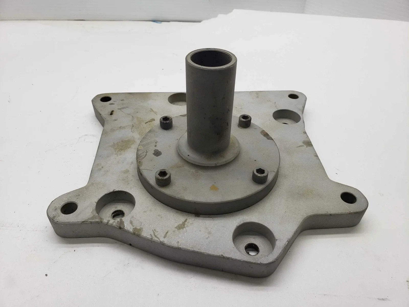 Ford Flywheel Bell Housing 83-85 adpats v8 bell housing pattern to ranger 5 spd image 2