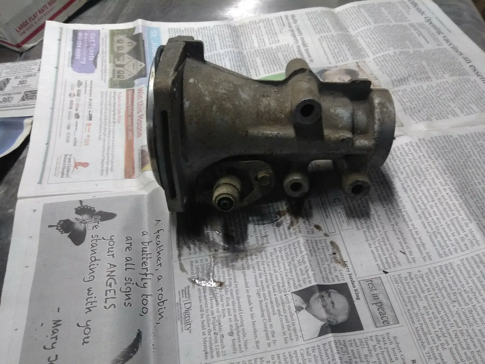 Output Shaft Housing 82-92 Camaro Firebird