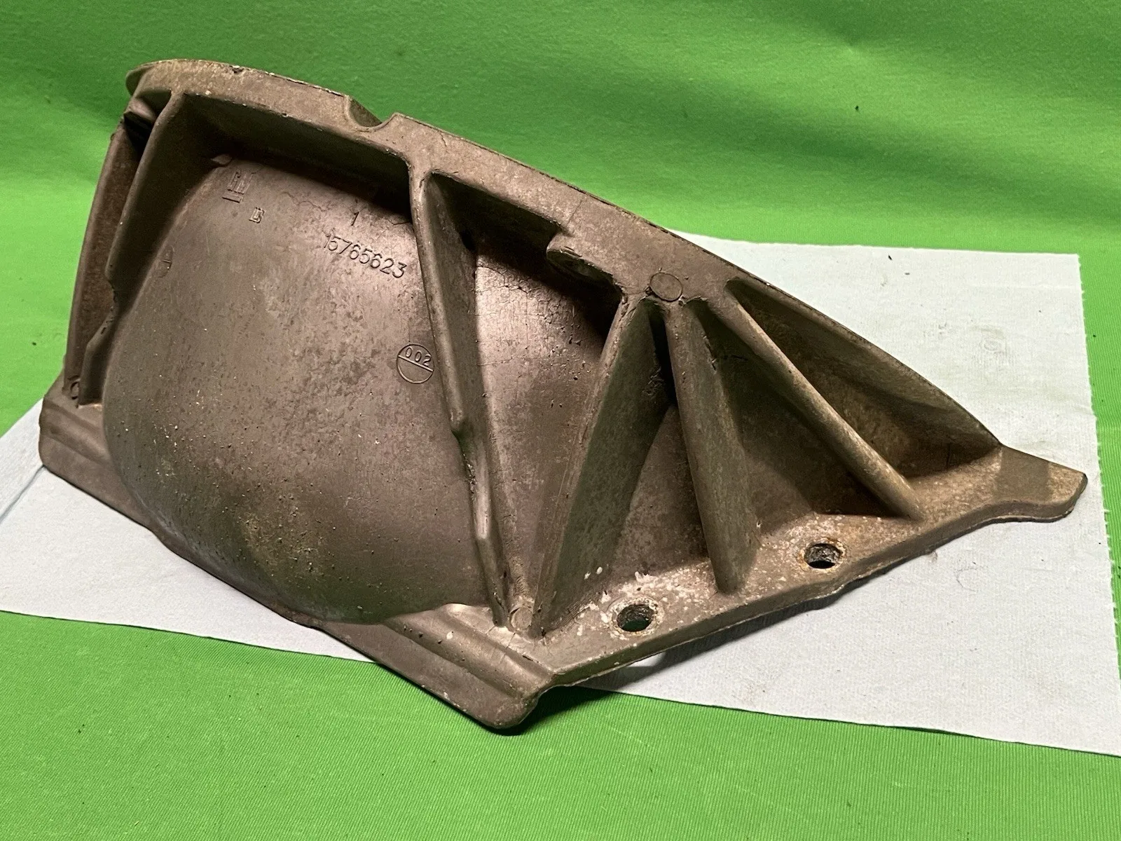 1993-2007 GM  Transmission 4L80 Bell Housing Inspection Dust Cover OEM 15765623 image 4